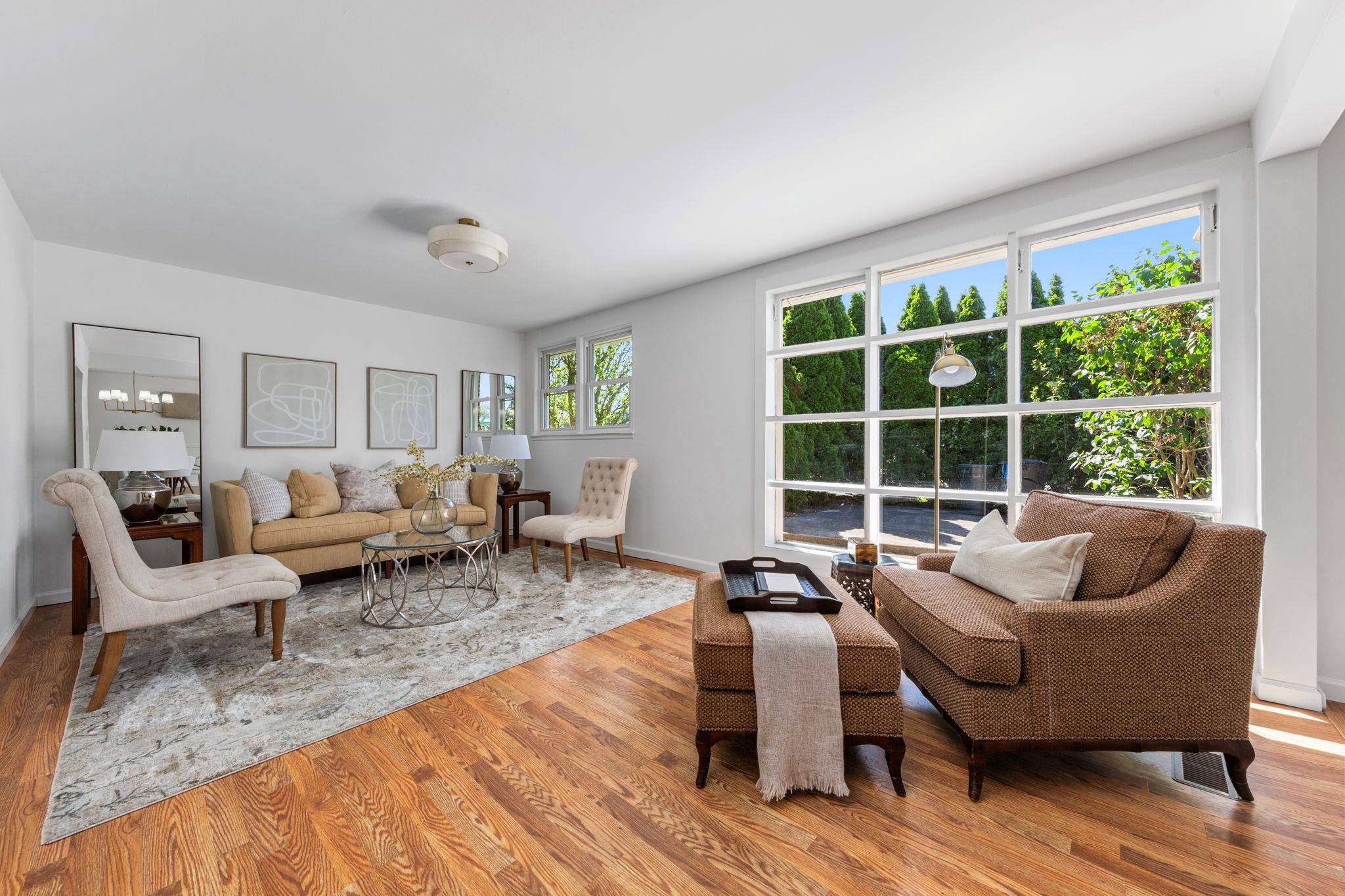 East Meadow, NY 11554,2641 Woods AVE