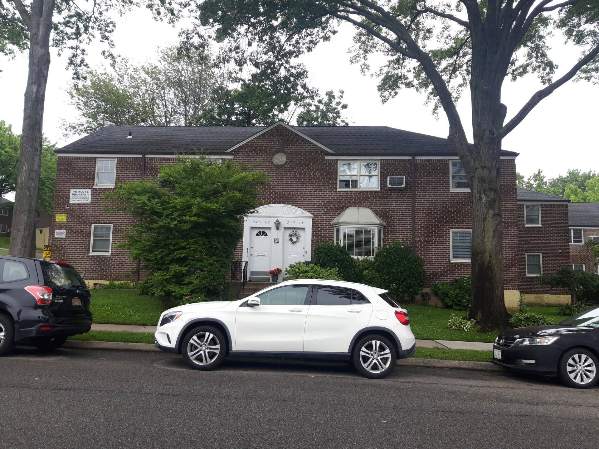 Little Neck, NY 11362,249-42 57th Avenue ##2