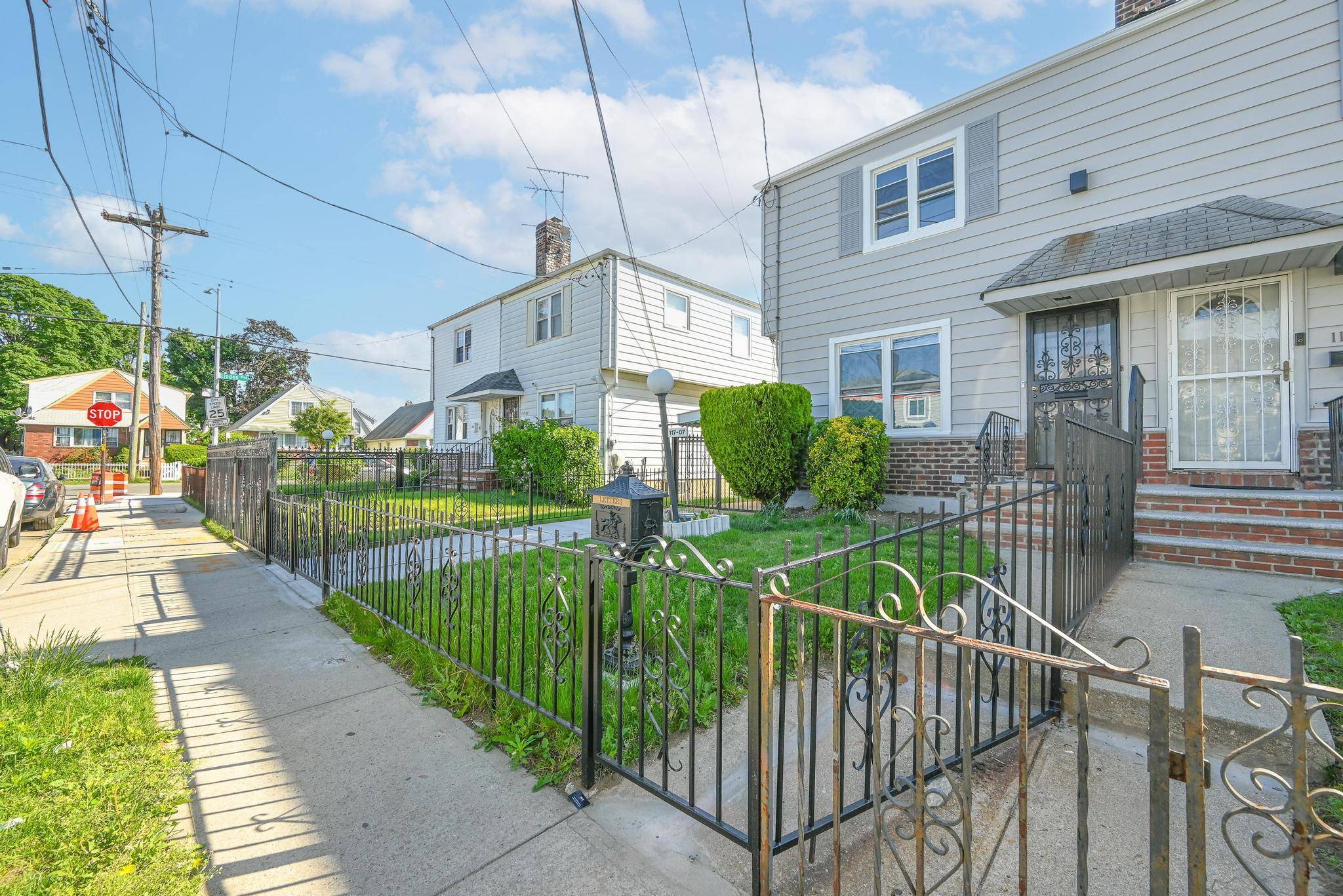 Saint Albans, NY 11412,117-07 202 ST