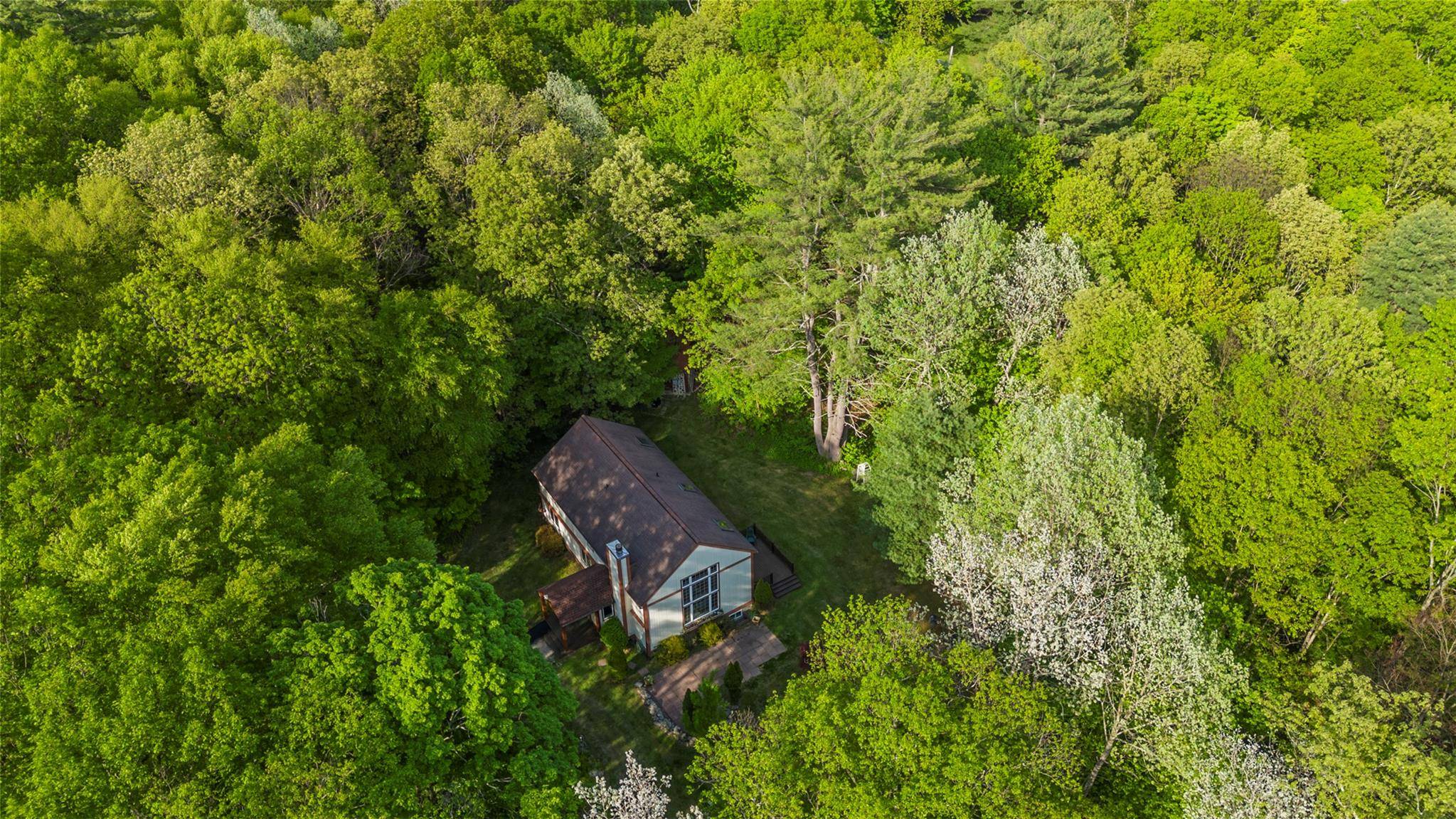 Staatsburg, NY 12580,577 Fiddlers Bridge RD