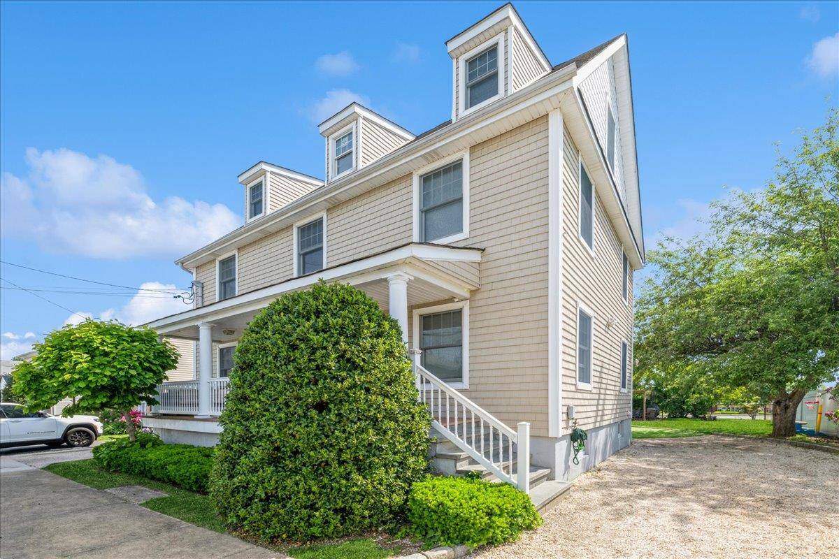 Glen Cove, NY 11542,35 East AVE