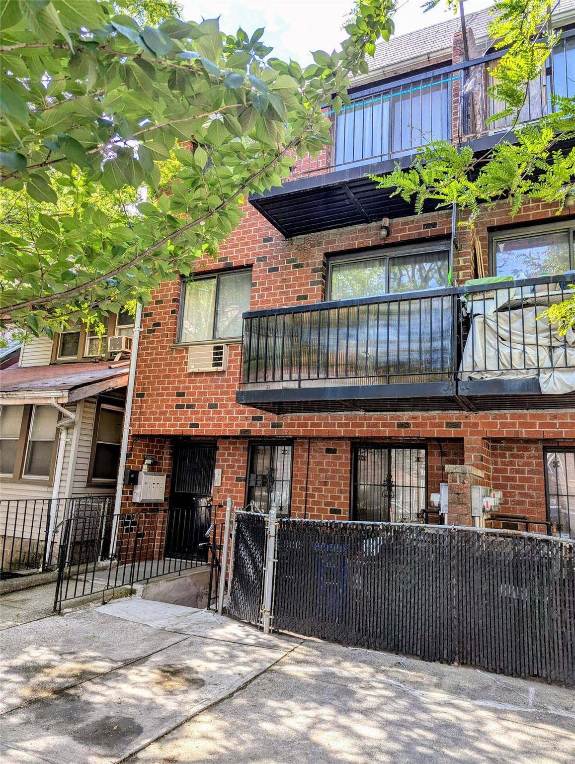 Flushing, NY 11355,132-47 Pople AVE