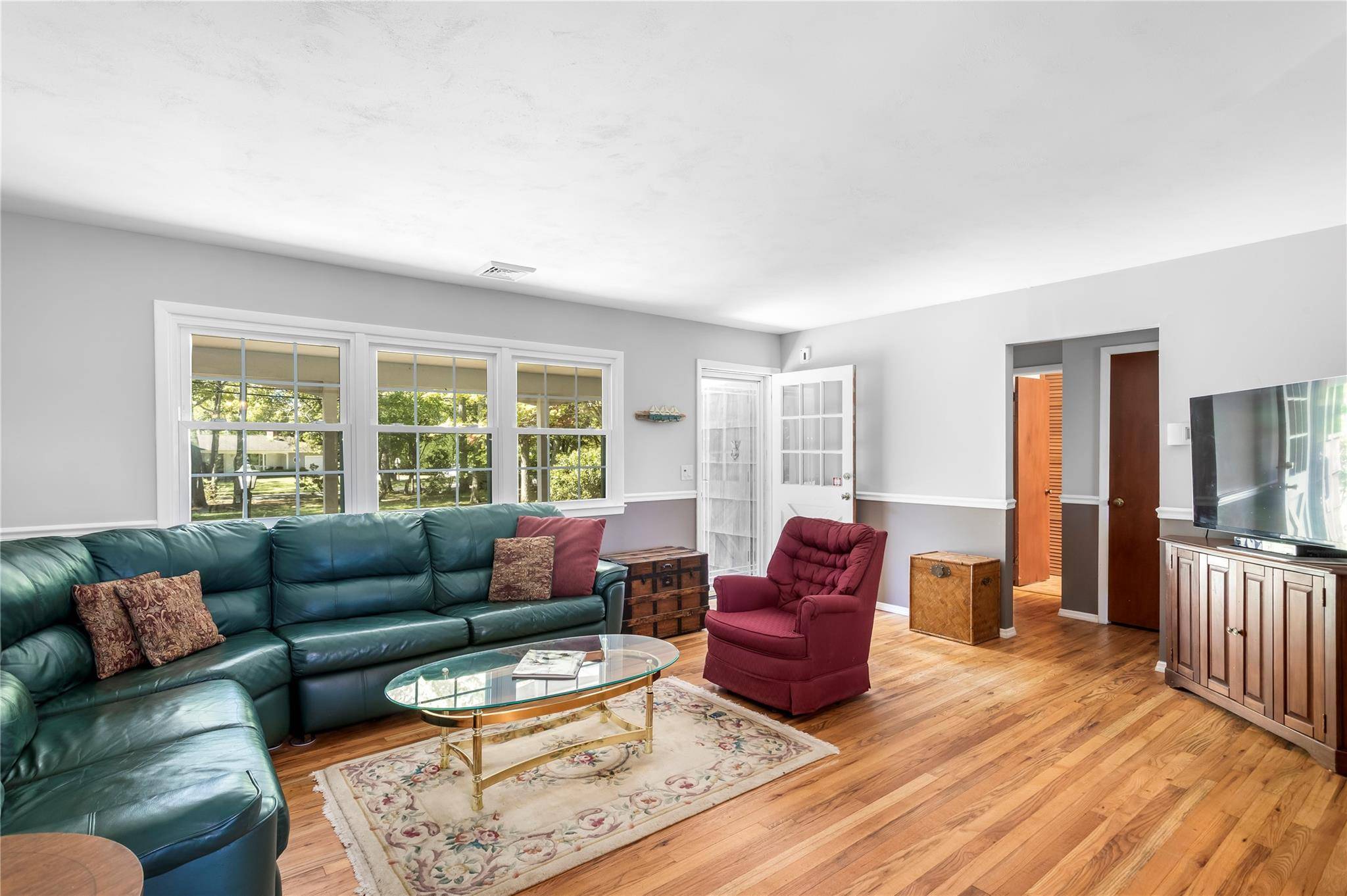 East Quogue, NY 11942,15 Indian Run RD