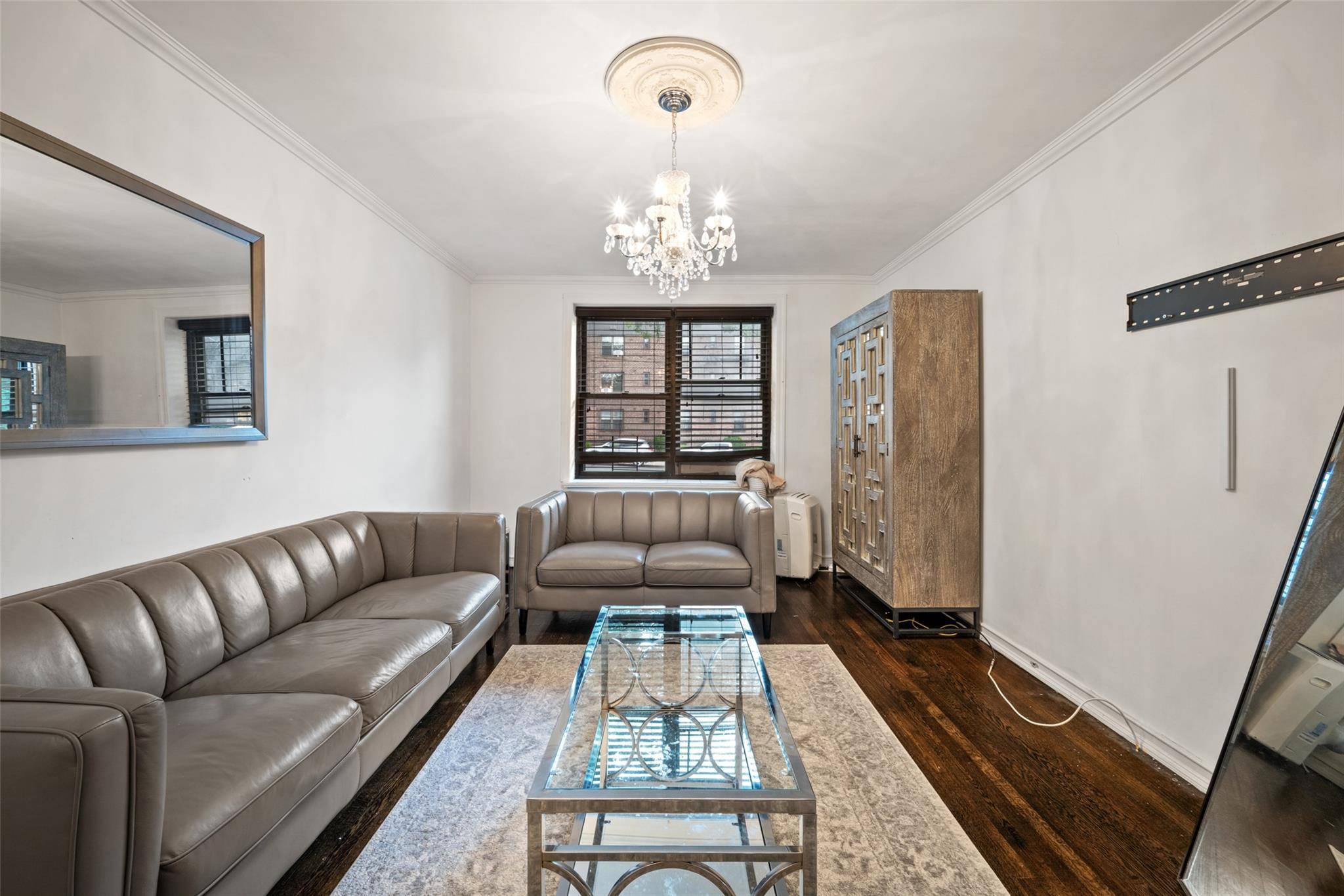 East Elmhurst, NY 11370,7607 Ditmars BLVD #1