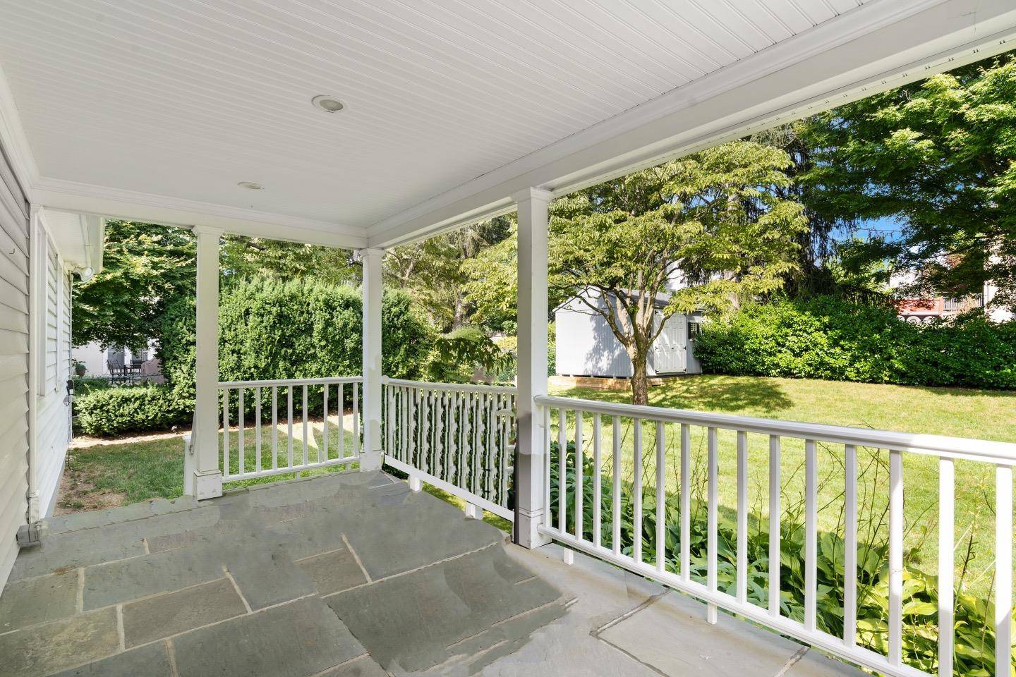 Rye Brook, NY 10573,61 Tamarack RD