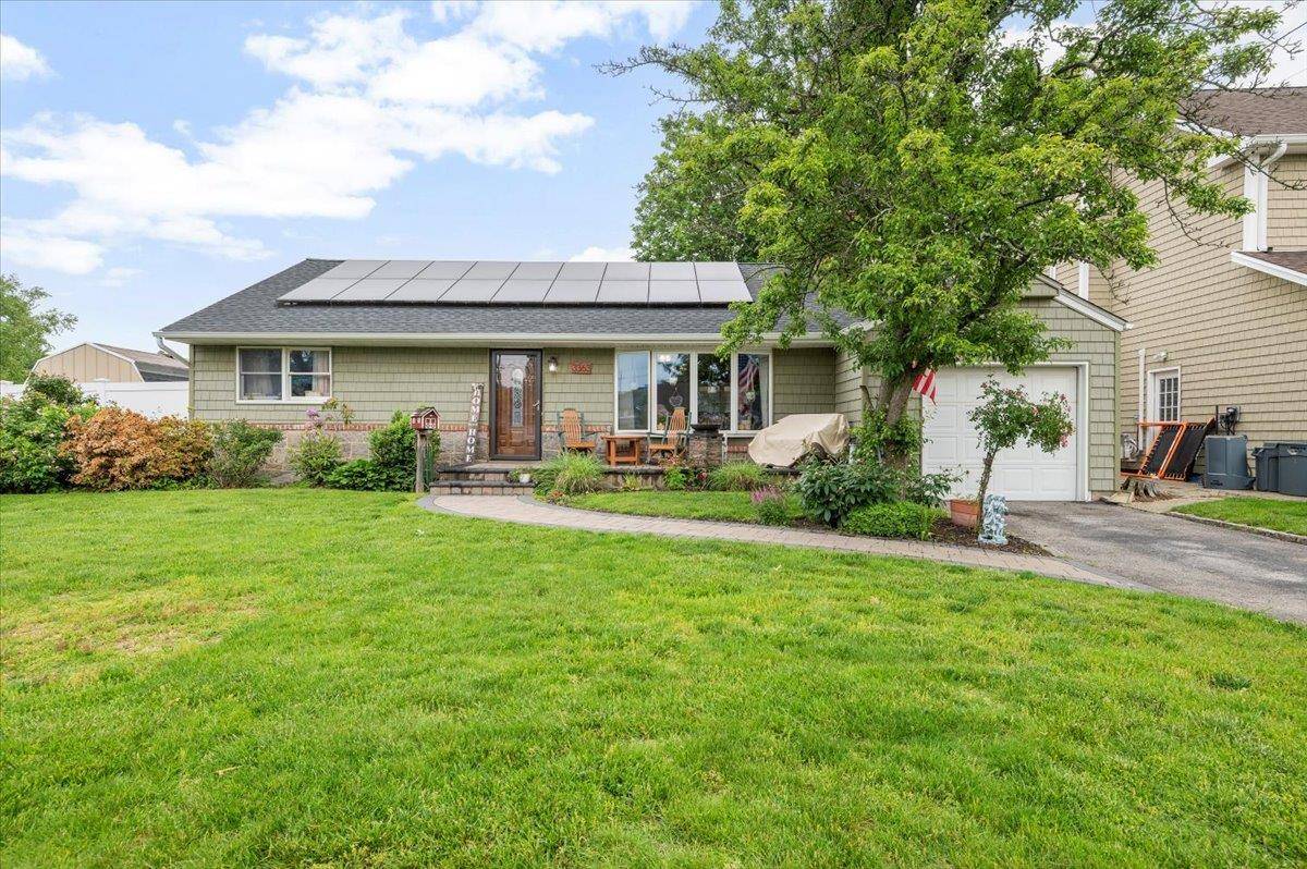 Wantagh, NY 11793,3363 Emeric AVE