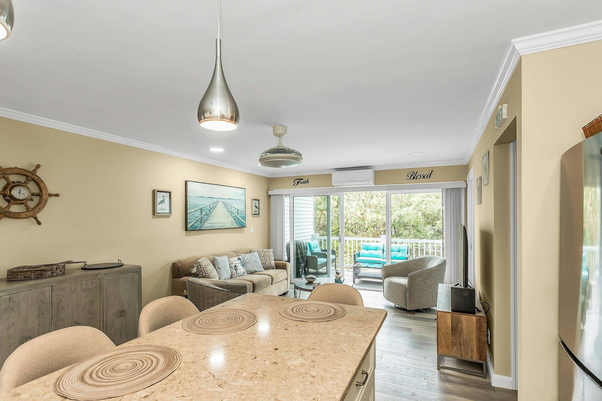 Westhampton Beach, NY 11978,281 Dune RD #18a