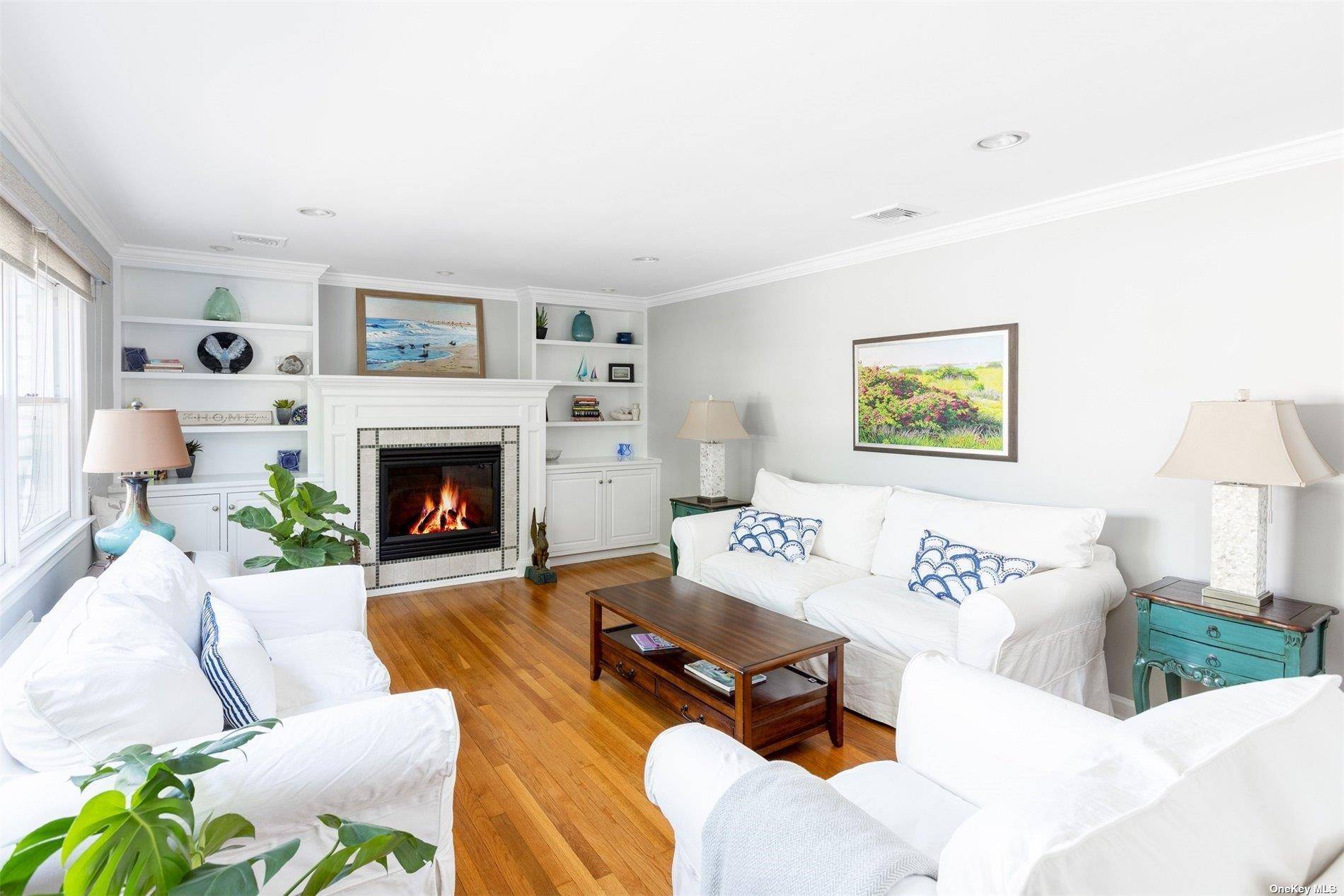 Point Lookout, NY 11569,8 Inwood Avenue