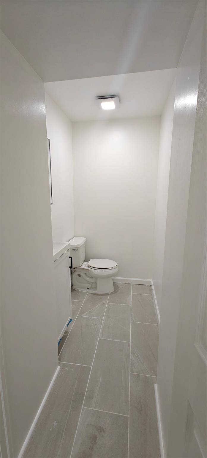 Jackson Heights, NY 11372,37-53 82nd ST #2