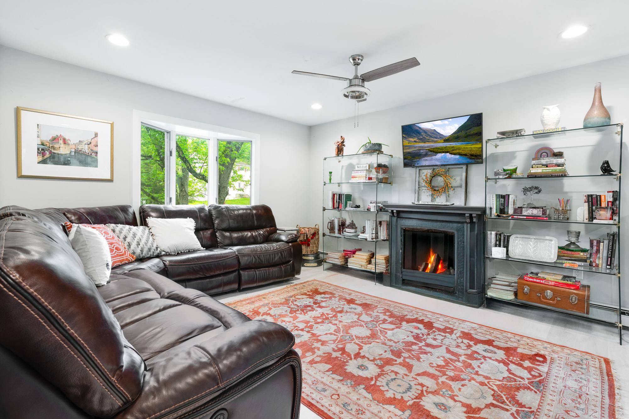 Poughkeepsie, NY 12601,53 Cardinal DR