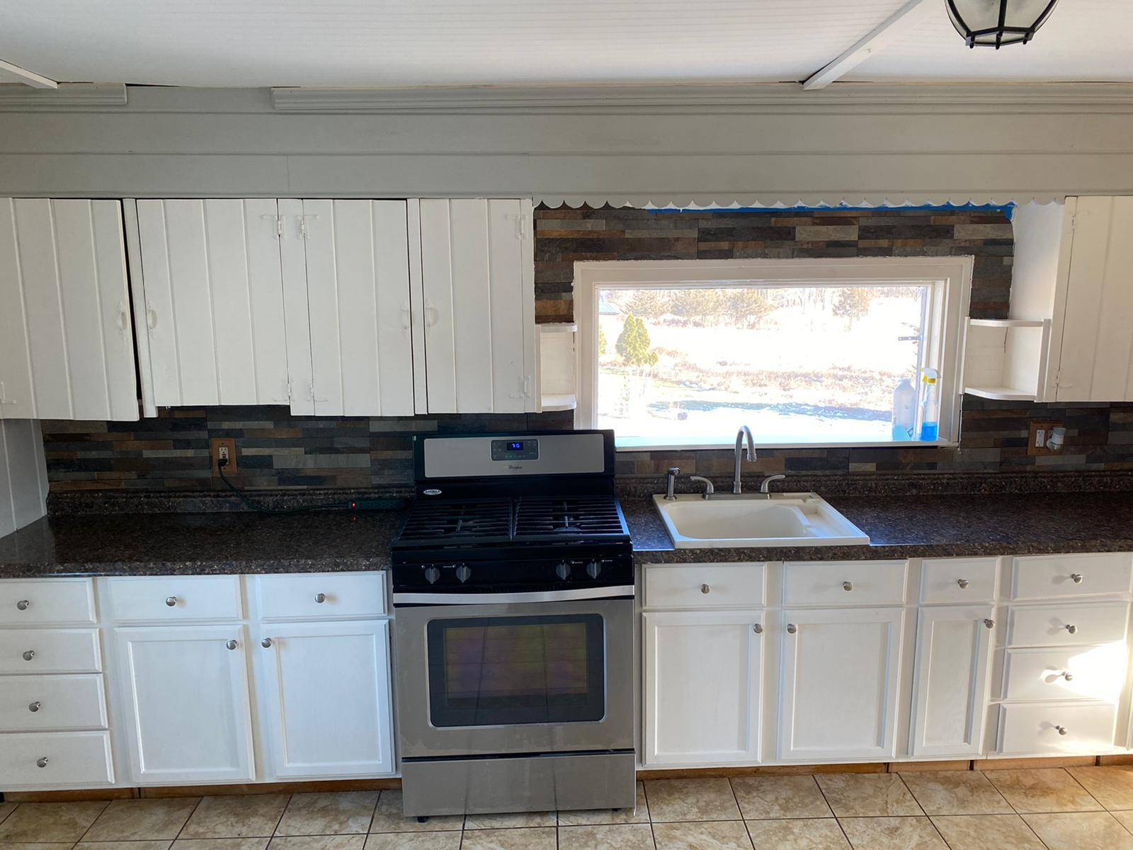 Pine Bush, NY 12566,554 Drexel DR
