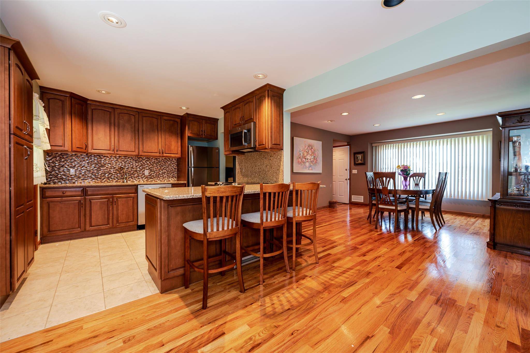 Franklin Square, NY 11010,1158 Lorraine DR