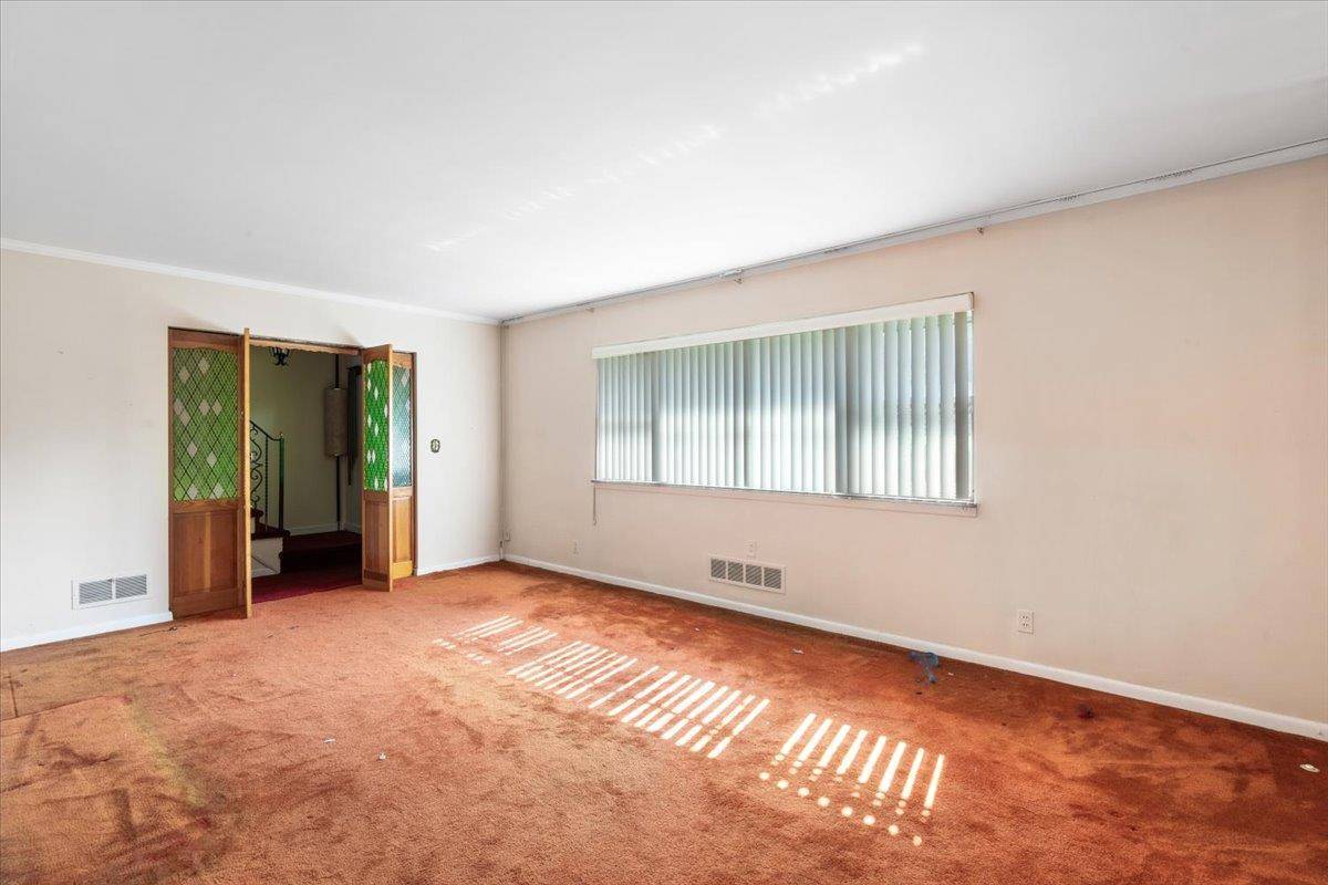 Flushing, NY 11354,26-03 157th street
