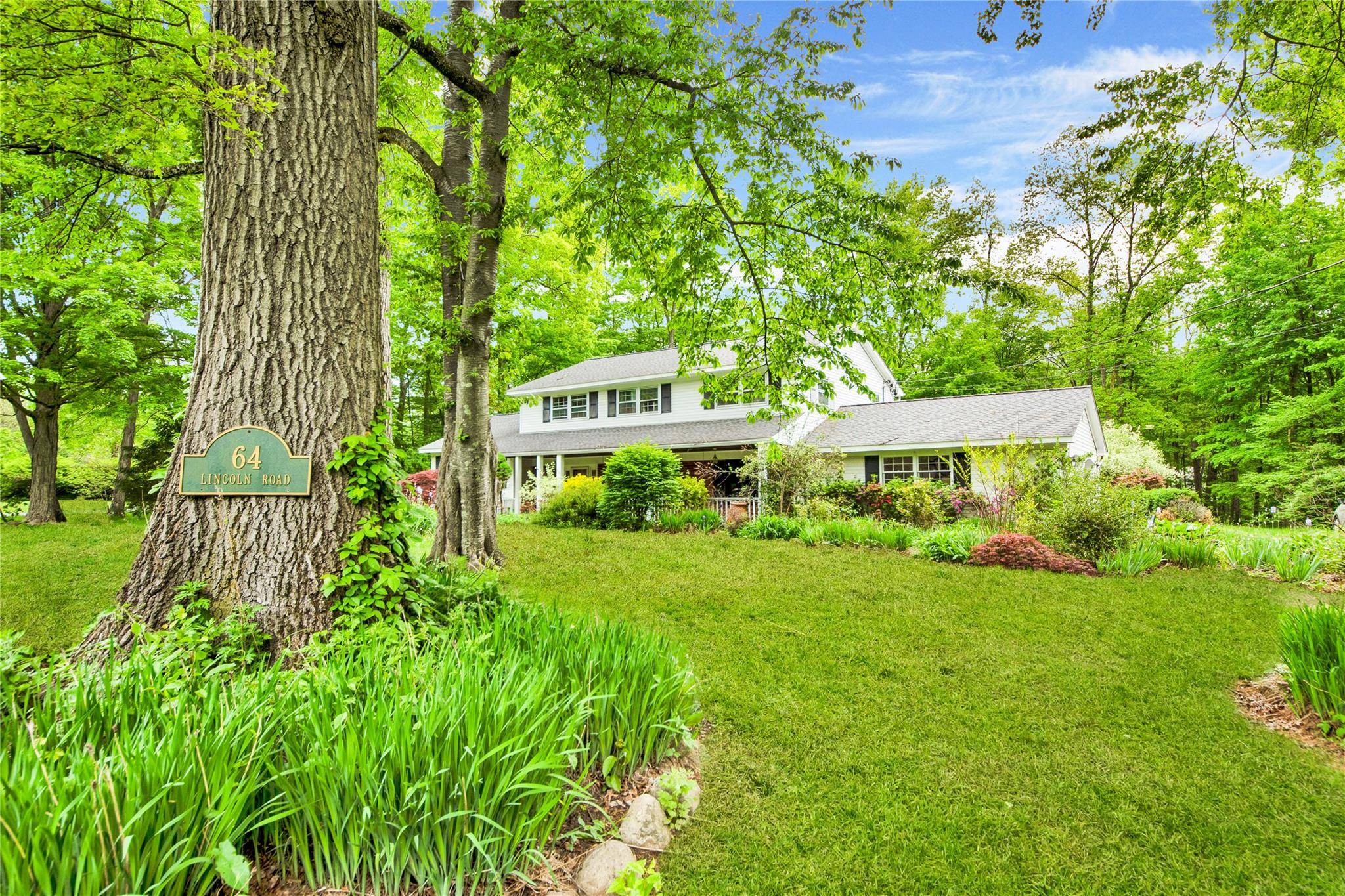 Putnam Valley, NY 10579,64 Lincoln RD