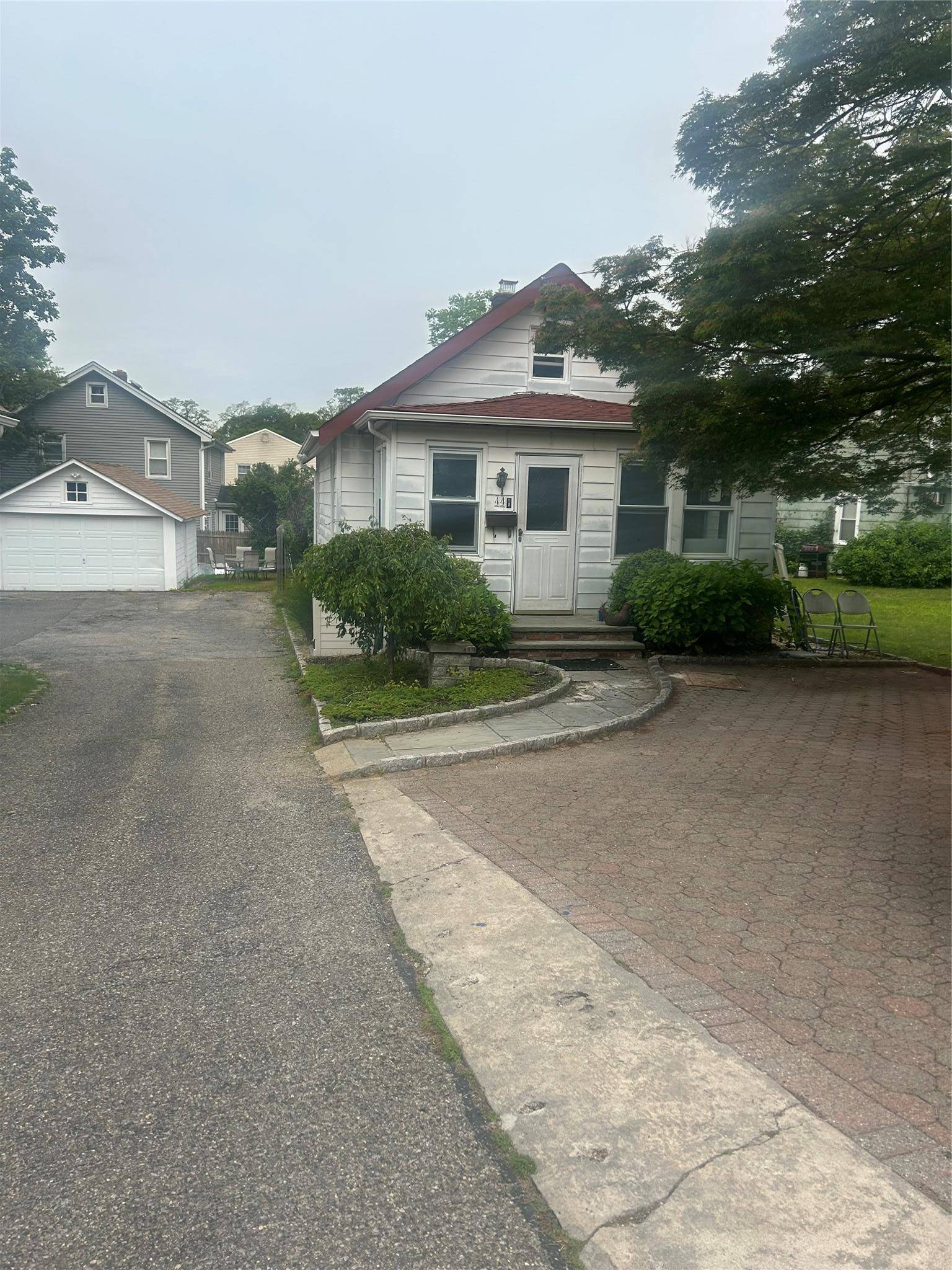 Bayville, NY 11709,44 Perry AVE