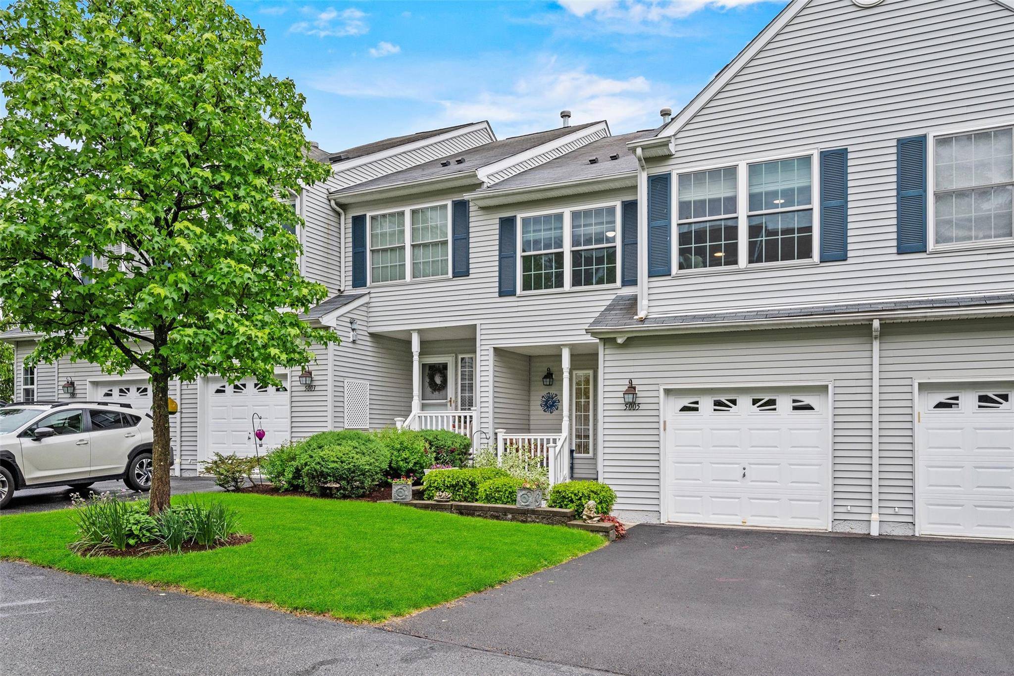 New Windsor, NY 12553,5005 John Hancock CT #100