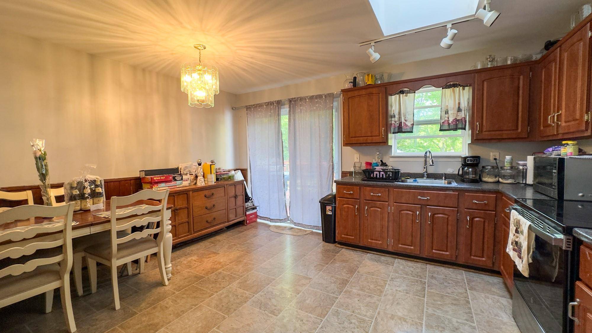 Shirley, NY 11967,23 Kingsland AVE