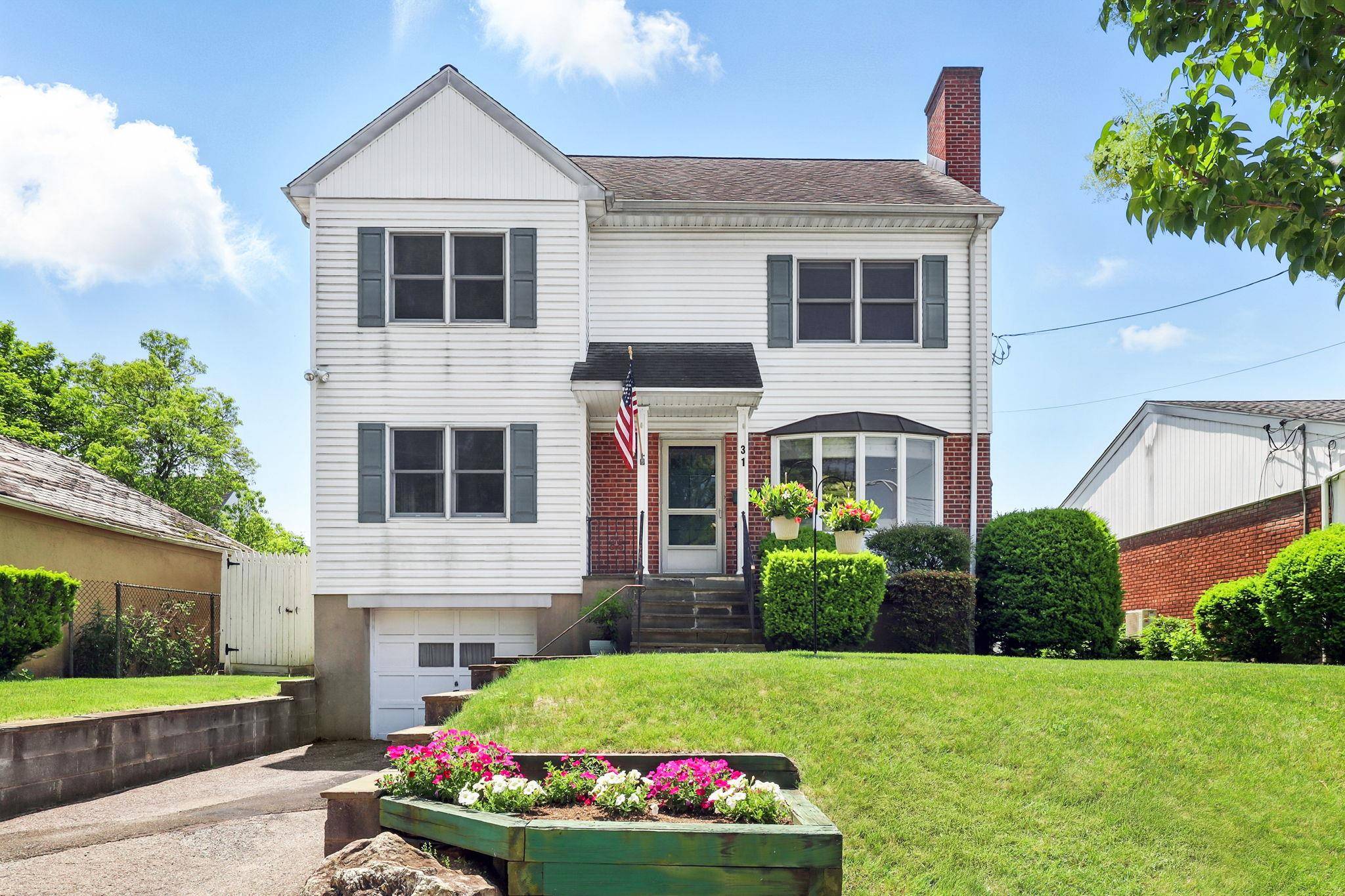 White Plains, NY 10603,31 Tompkins AVE