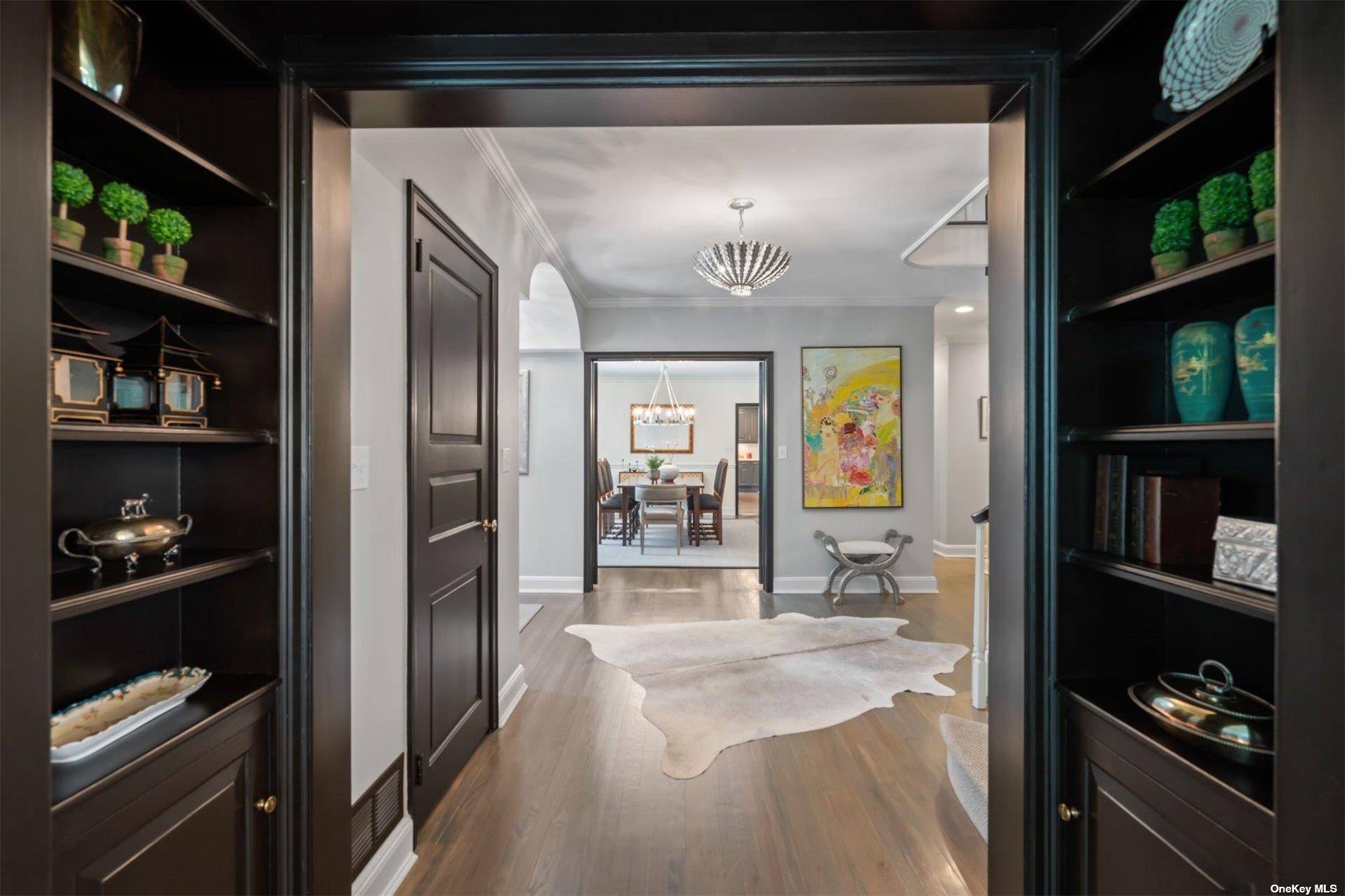 Locust Valley, NY 11560,126 Piping Rock RD