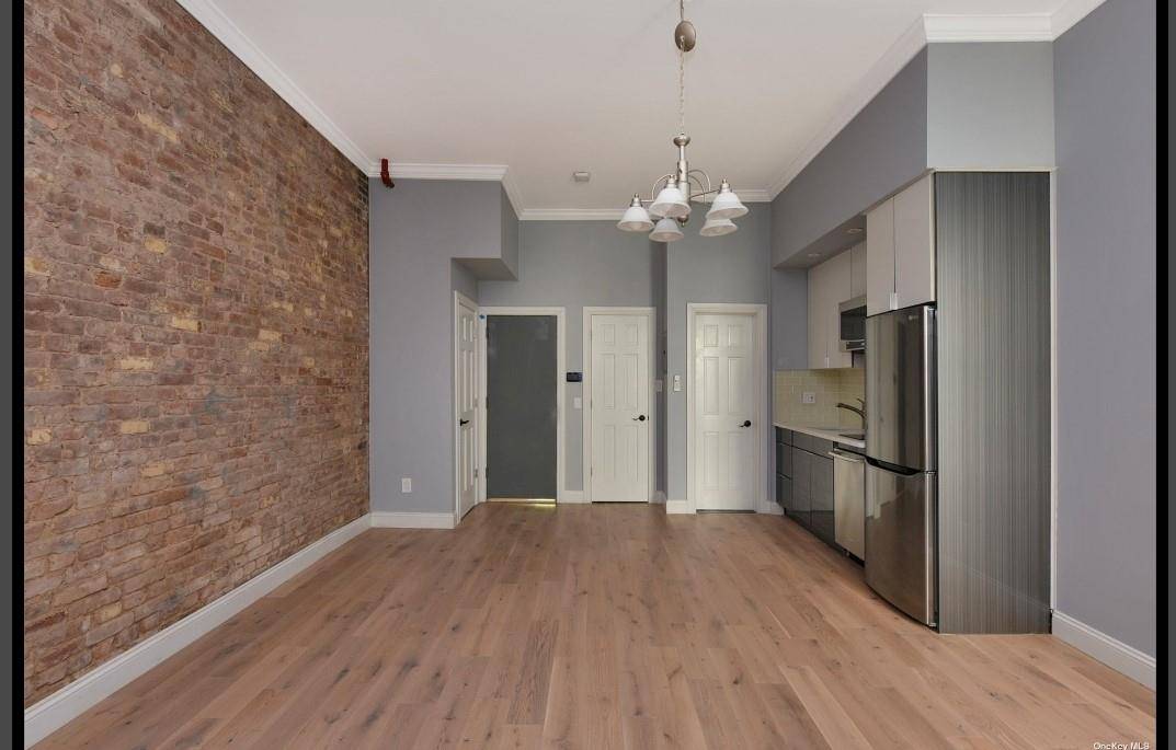 New York (manhattan), NY 10029,1598 Lexington AVE #3