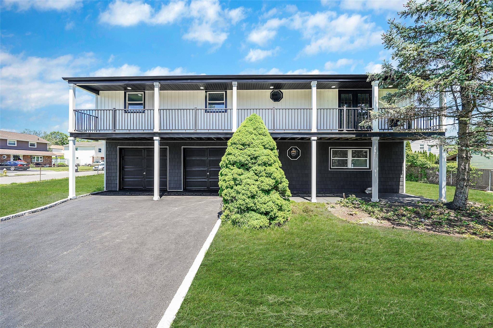 Central Islip, NY 11722,71 Cinnamon ST