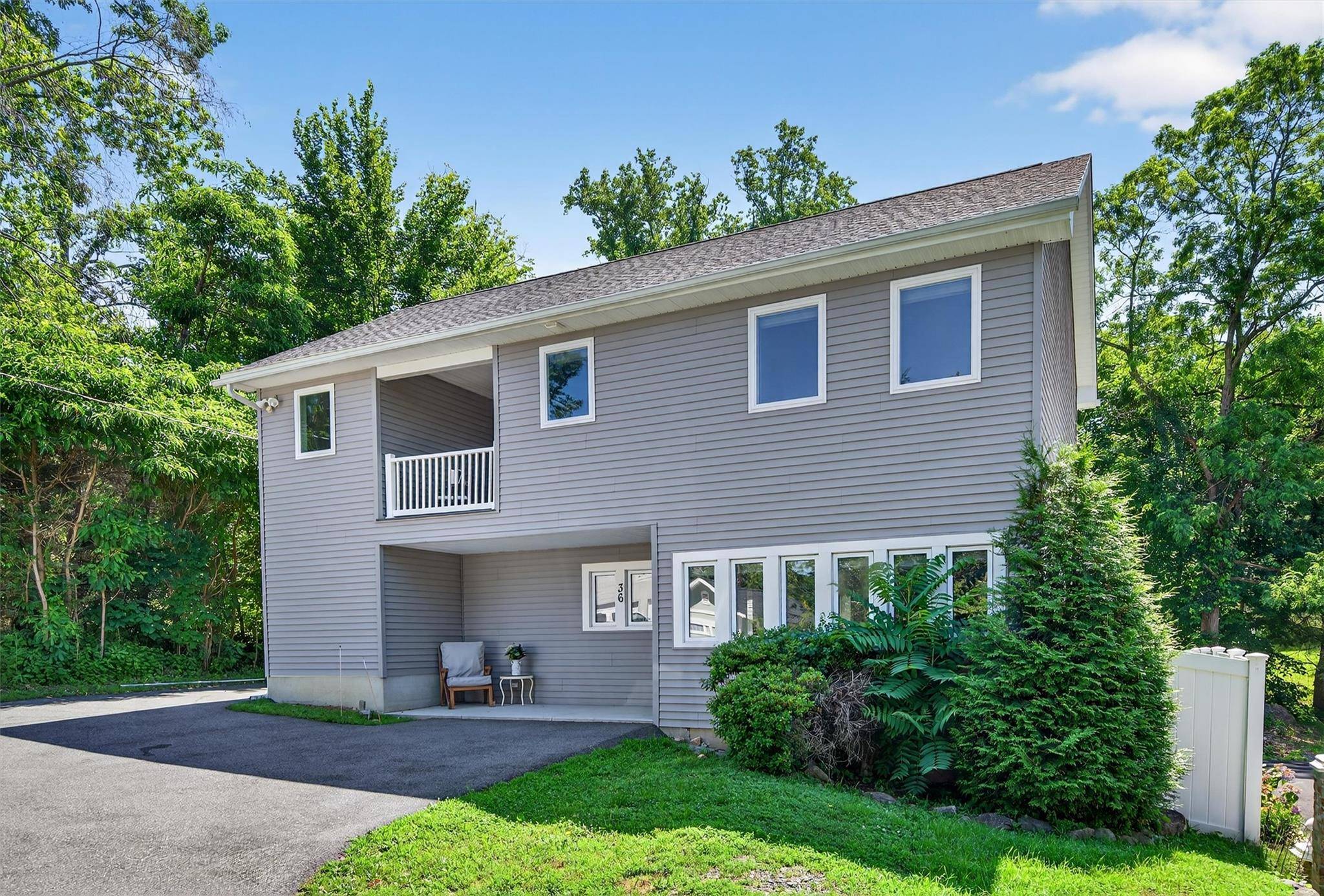 Greenwood Lake, NY 10925,36 Bluff AVE