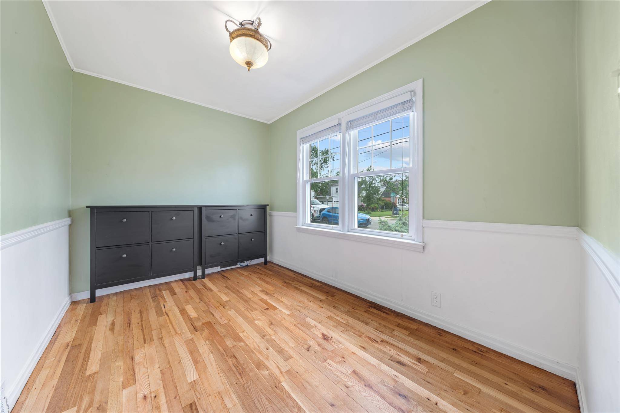 Franklin Square, NY 11010,678 Margaret ST