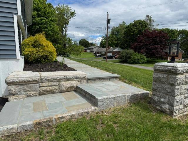 Newburgh, NY 12550,21 Overlook DR