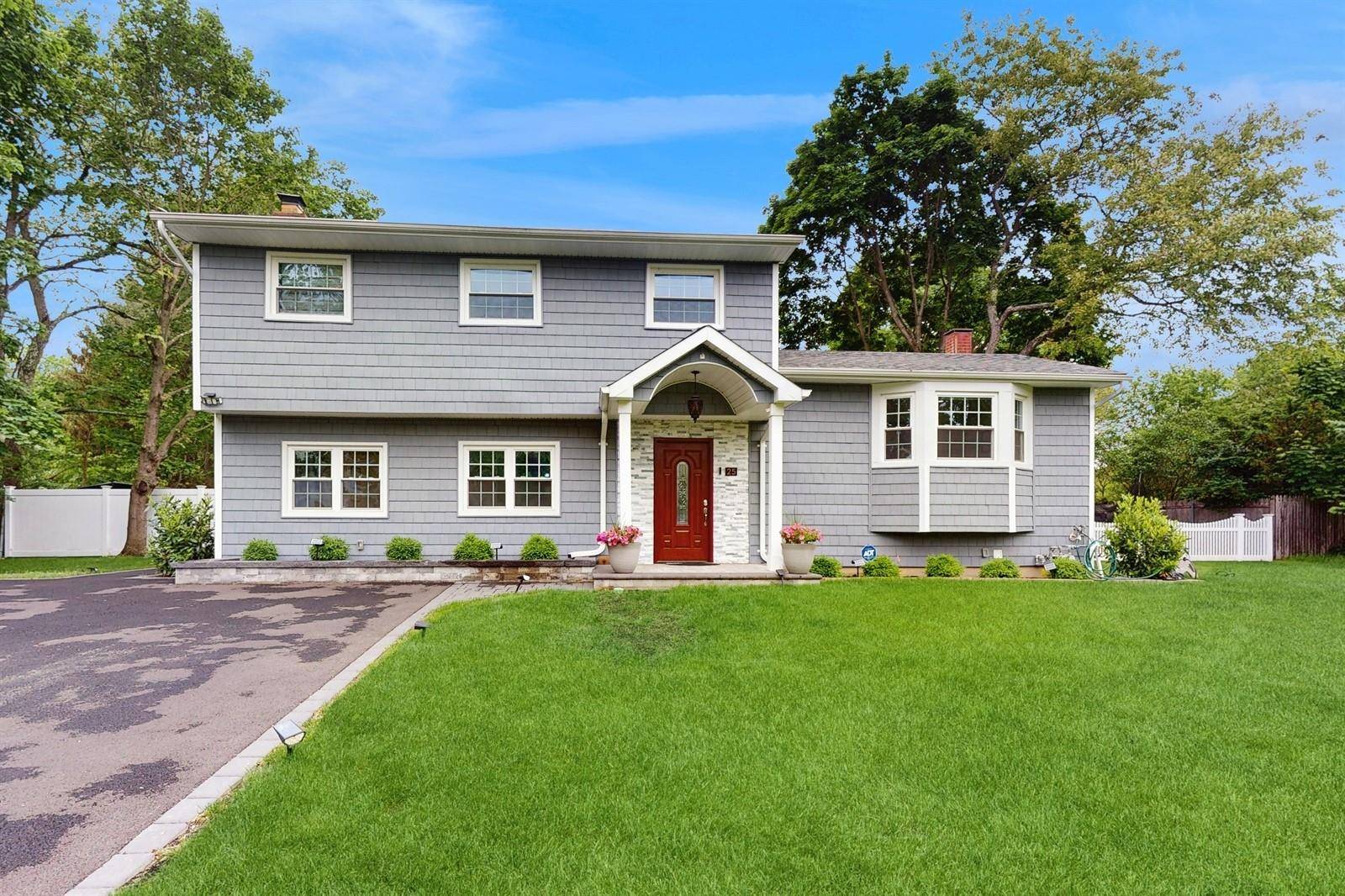 Dix Hills, NY 11746,25 Charter AVE