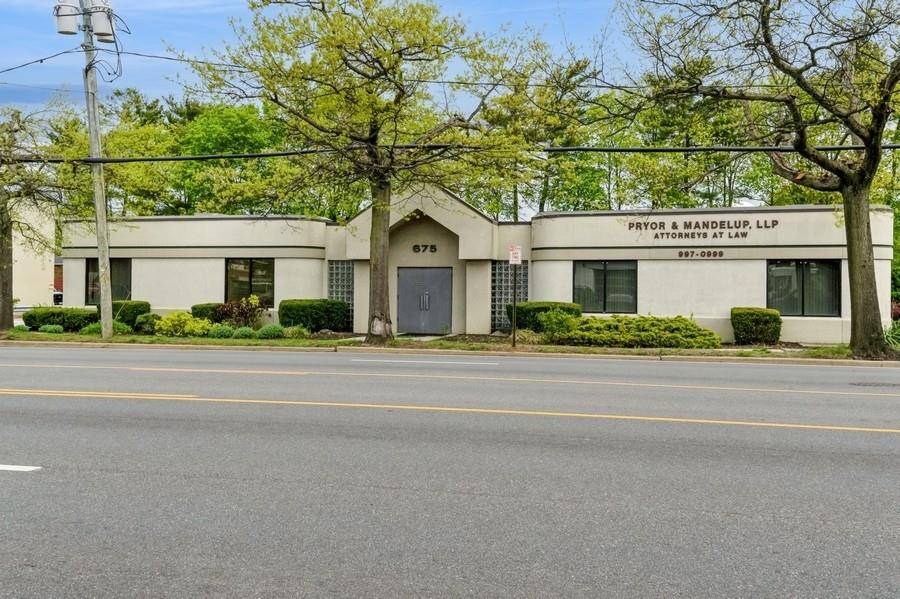 Westbury, NY 11590,675 Old Country Road