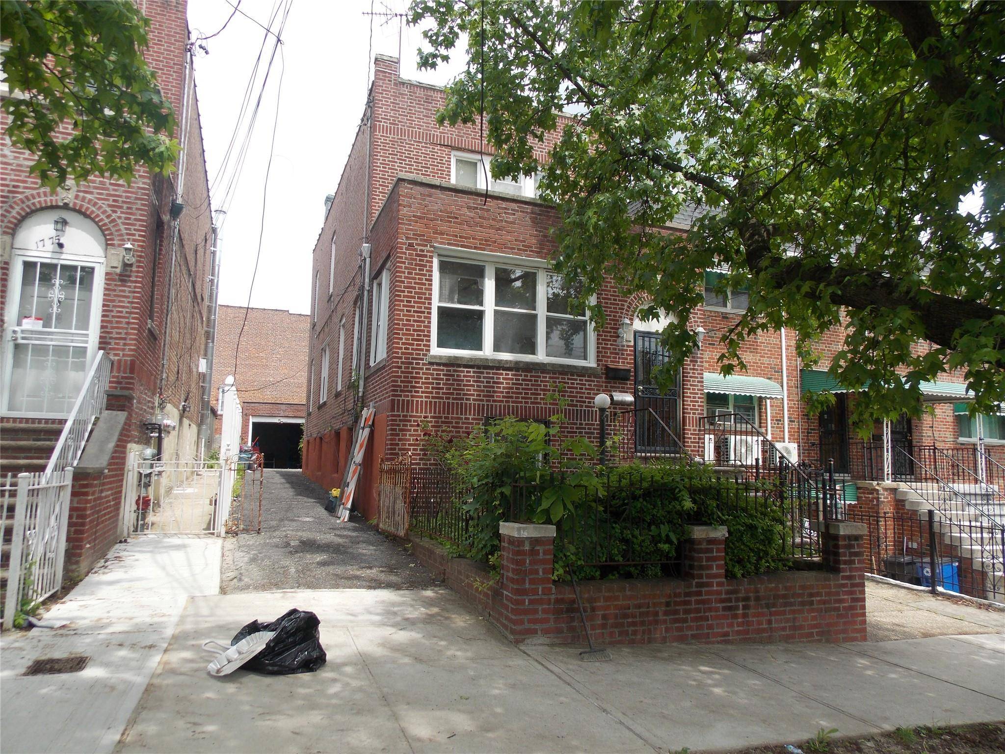 Bronx, NY 10466,1777 Edenwald AVE