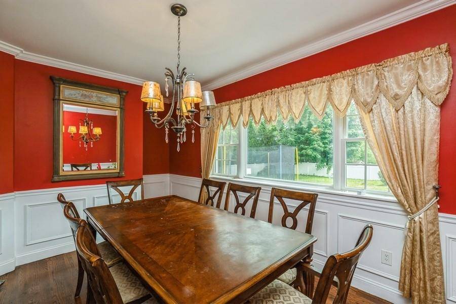 Huntington Station, NY 11746,30 Horton DR