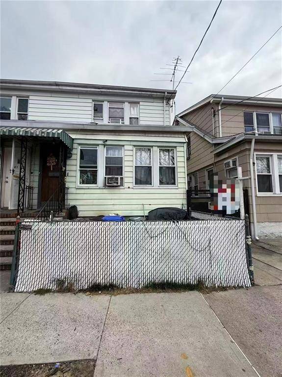 Elmhurst, NY 11373,4131 95th ST