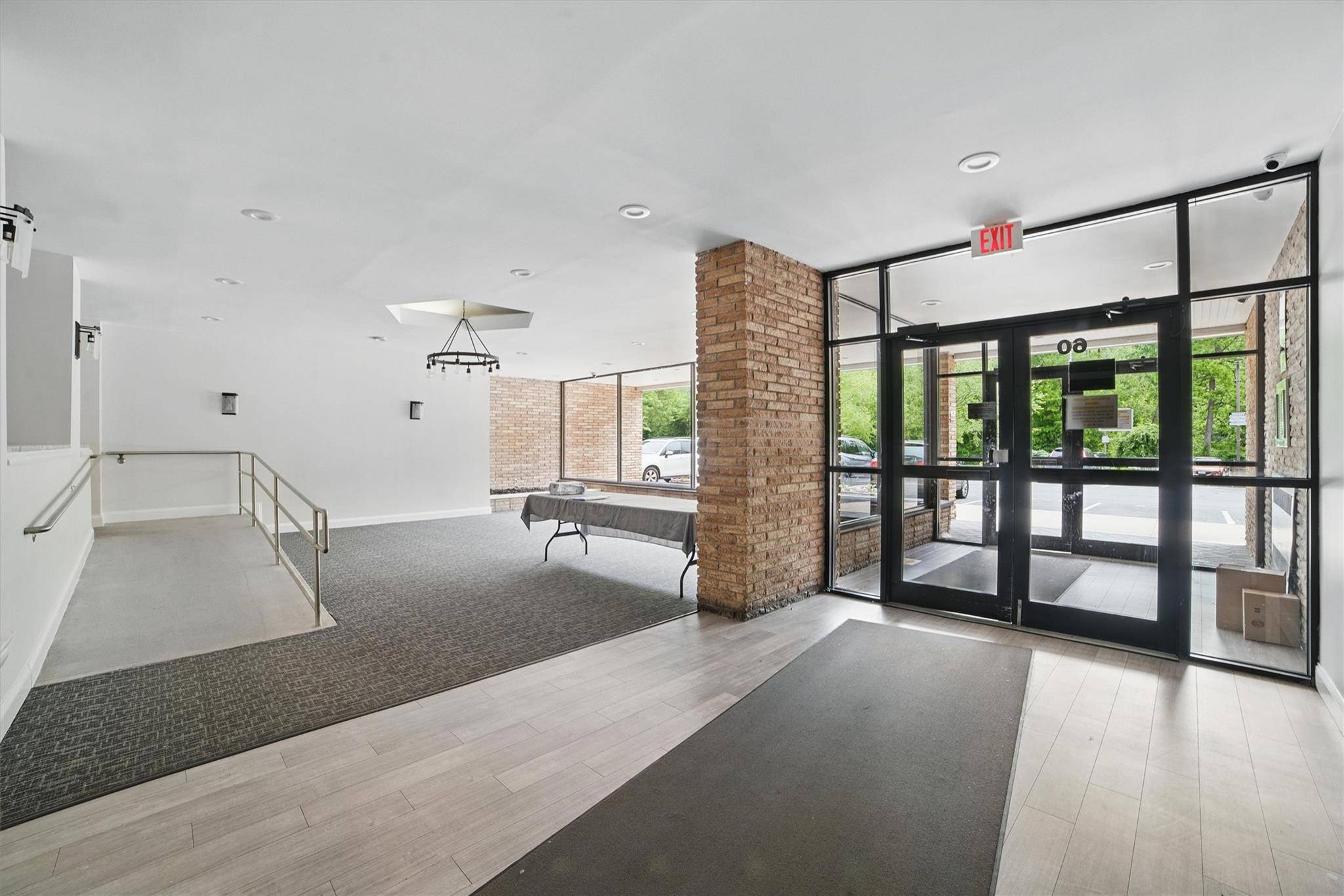 Mount Kisco, NY 10549,60 Barker ST #417