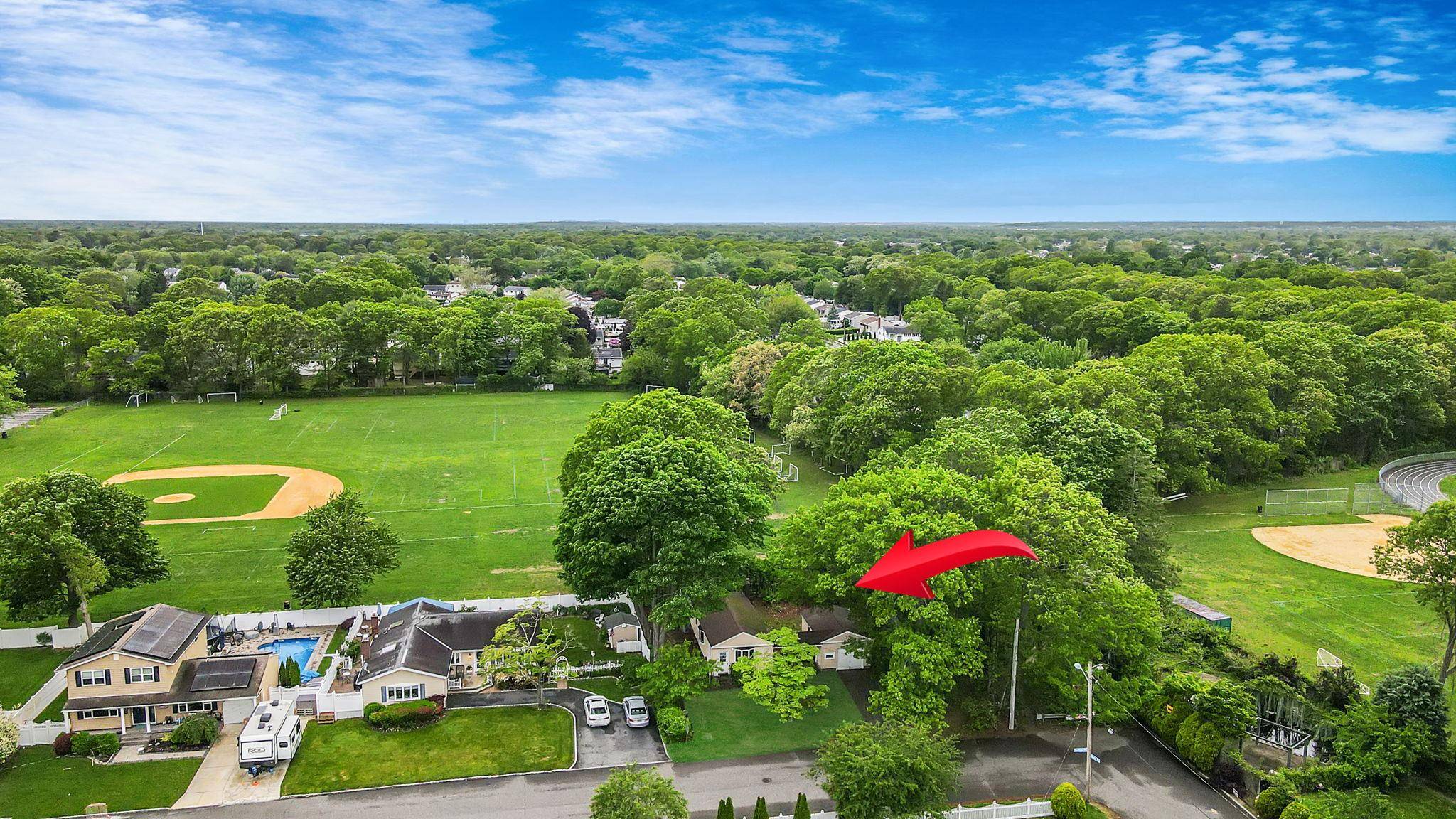 West Islip, NY 11795,96 Toomey RD