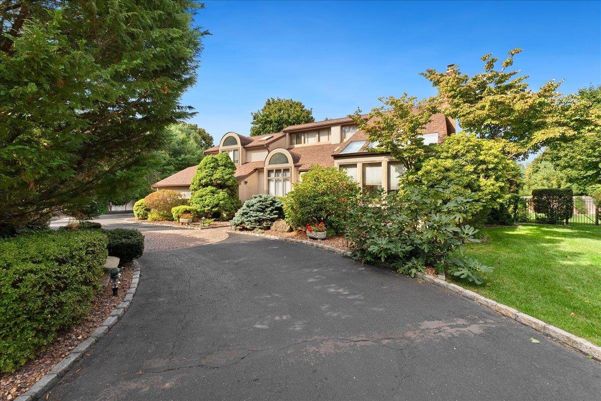 Bayport, NY 11705,7 Kent CT