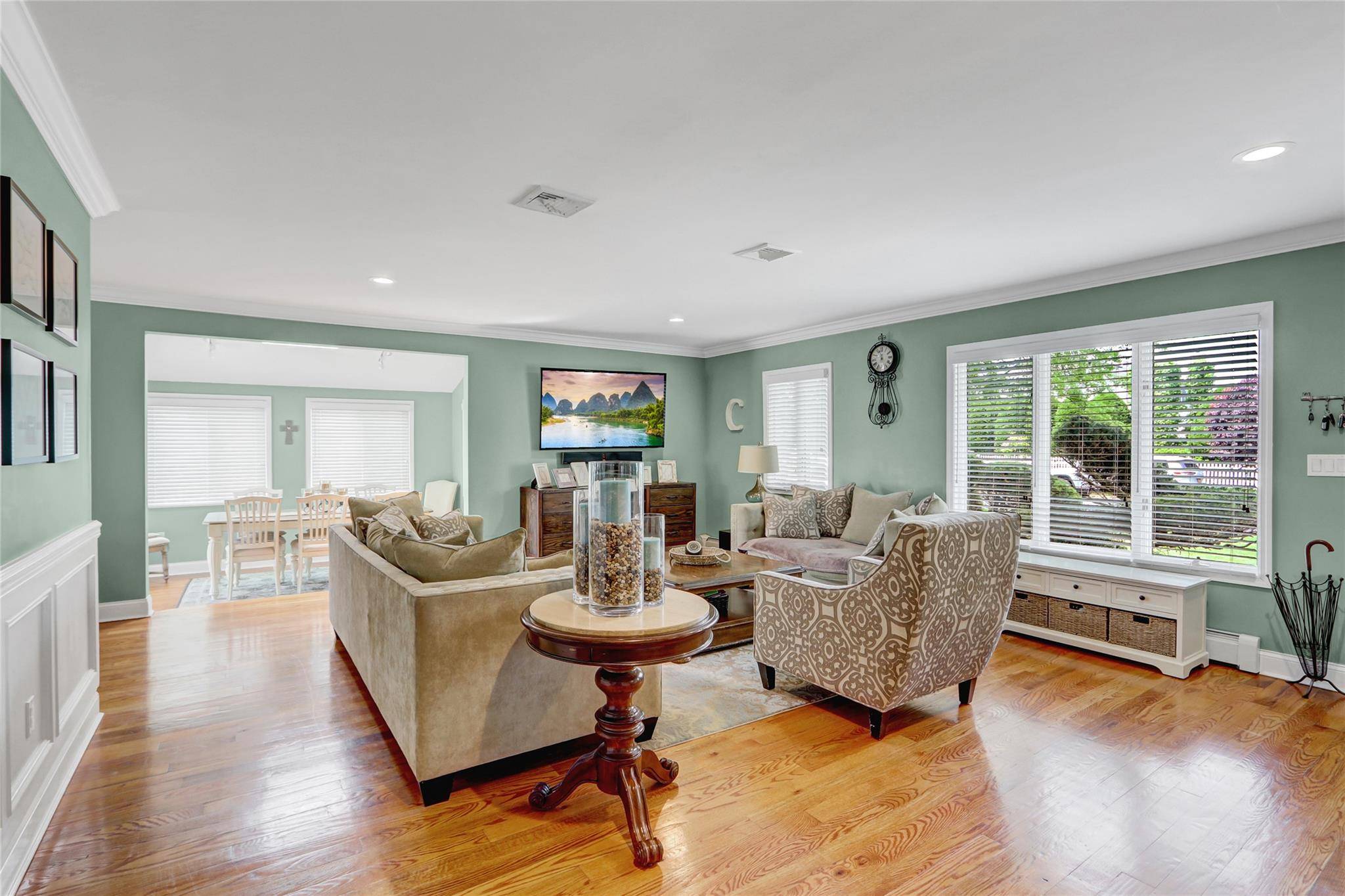 Massapequa, NY 11758,224 Biltmore BLVD