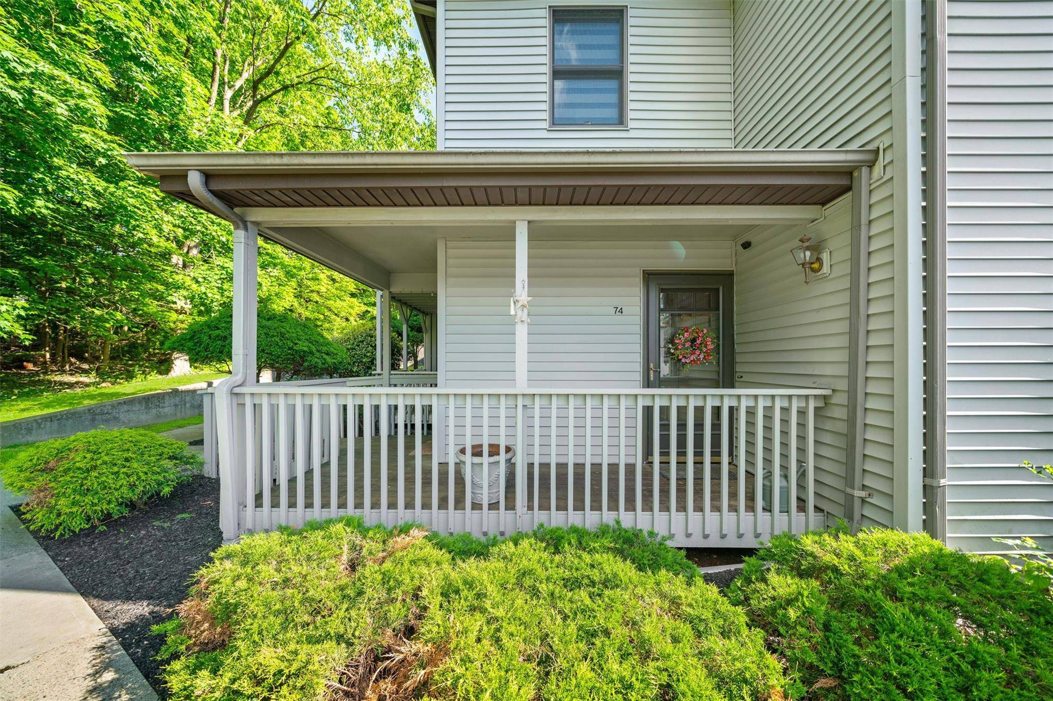 Monroe, NY 10950,74 McBee CT