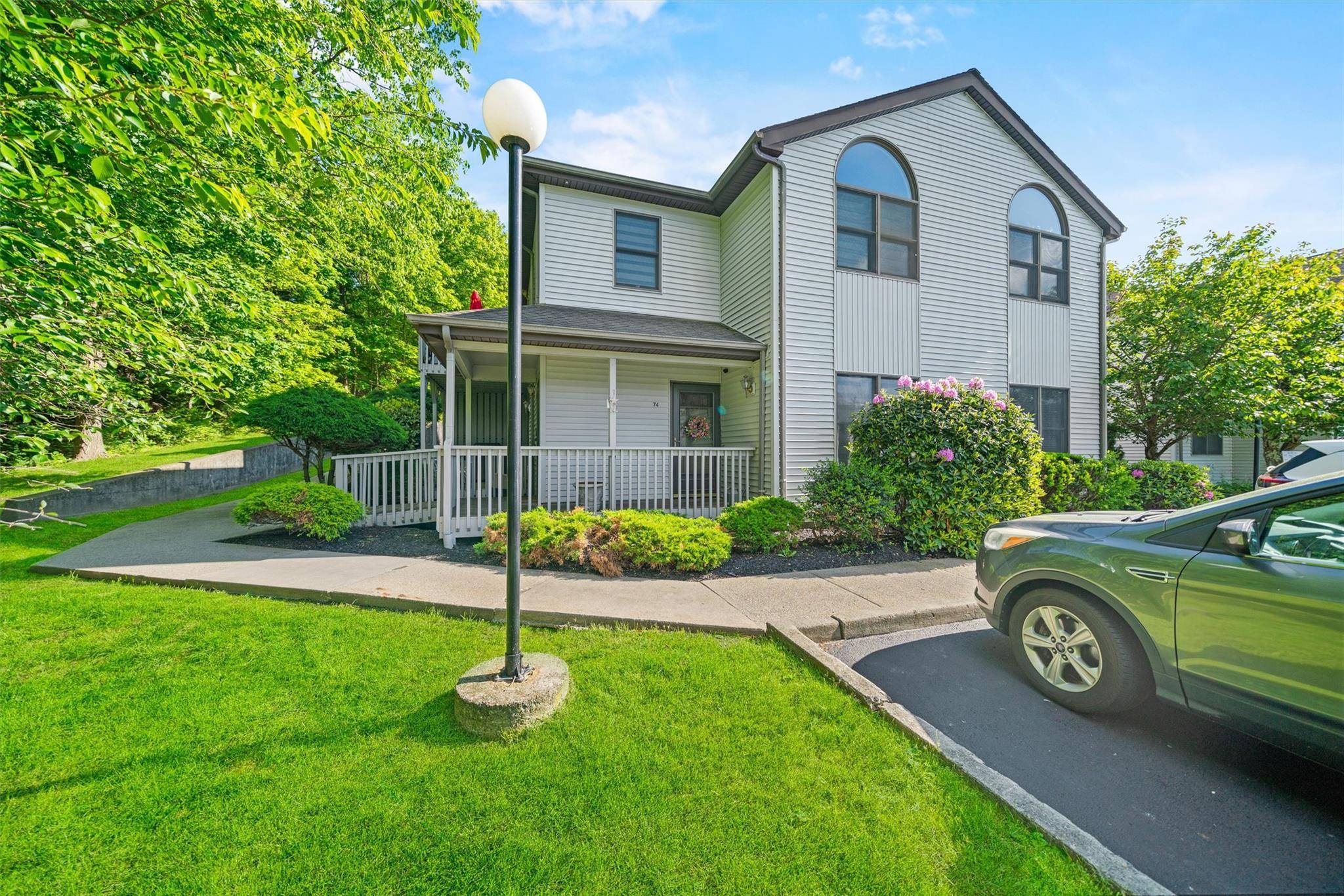 Monroe, NY 10950,74 McBee CT