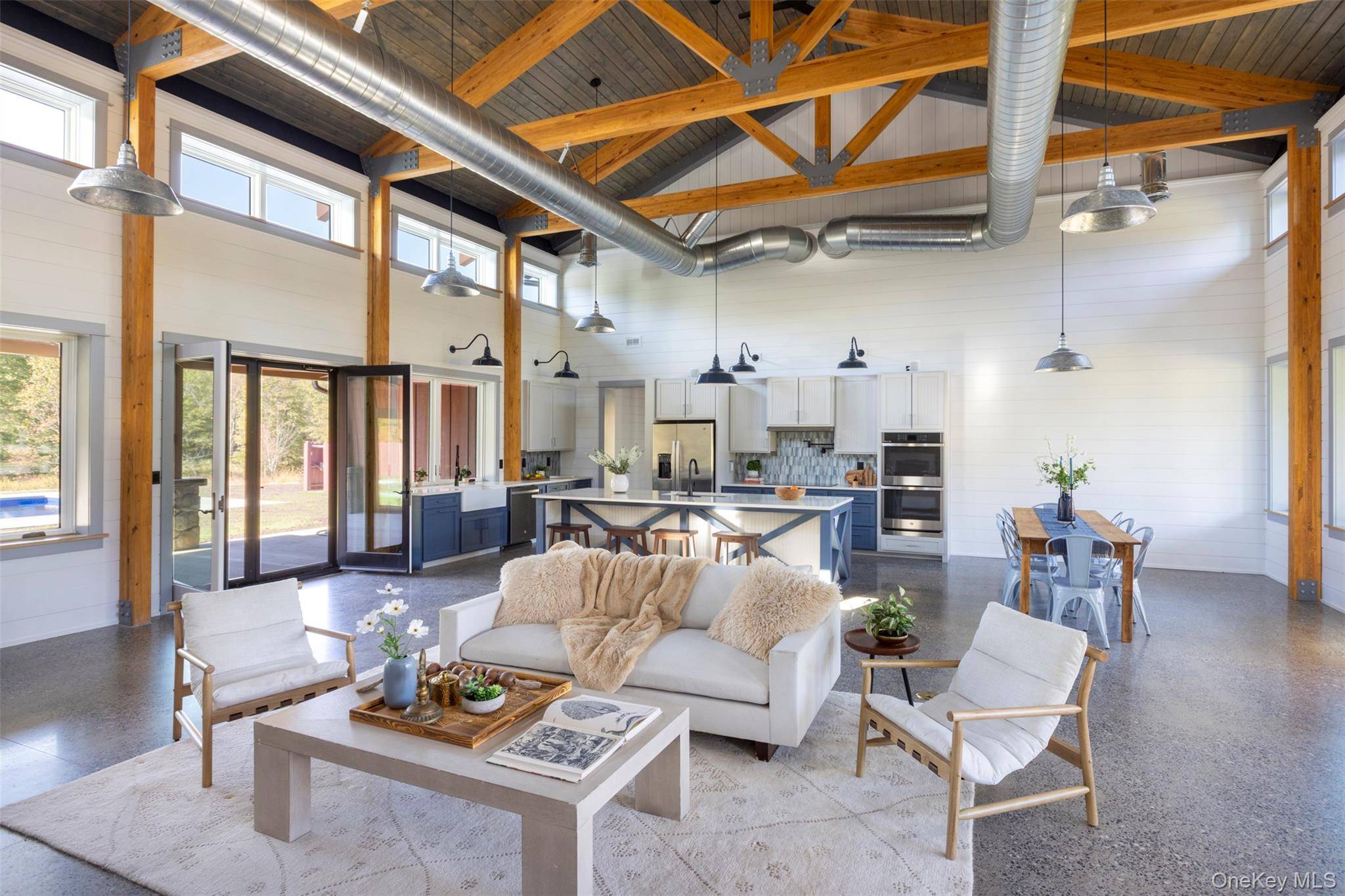 Gardiner, NY 12525,1248 Albany Post RD