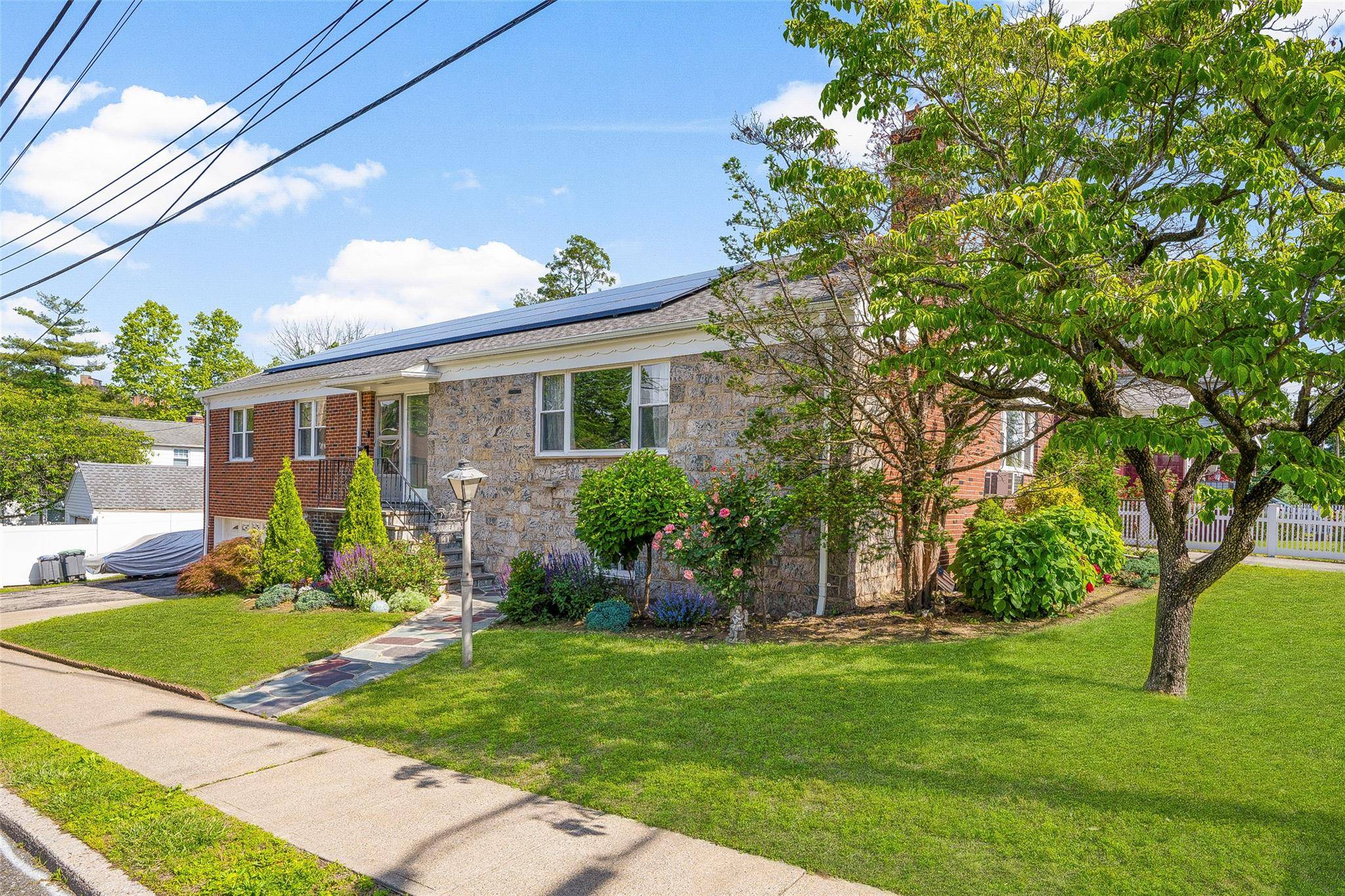 Pelham, NY 10803,41 3rd ST