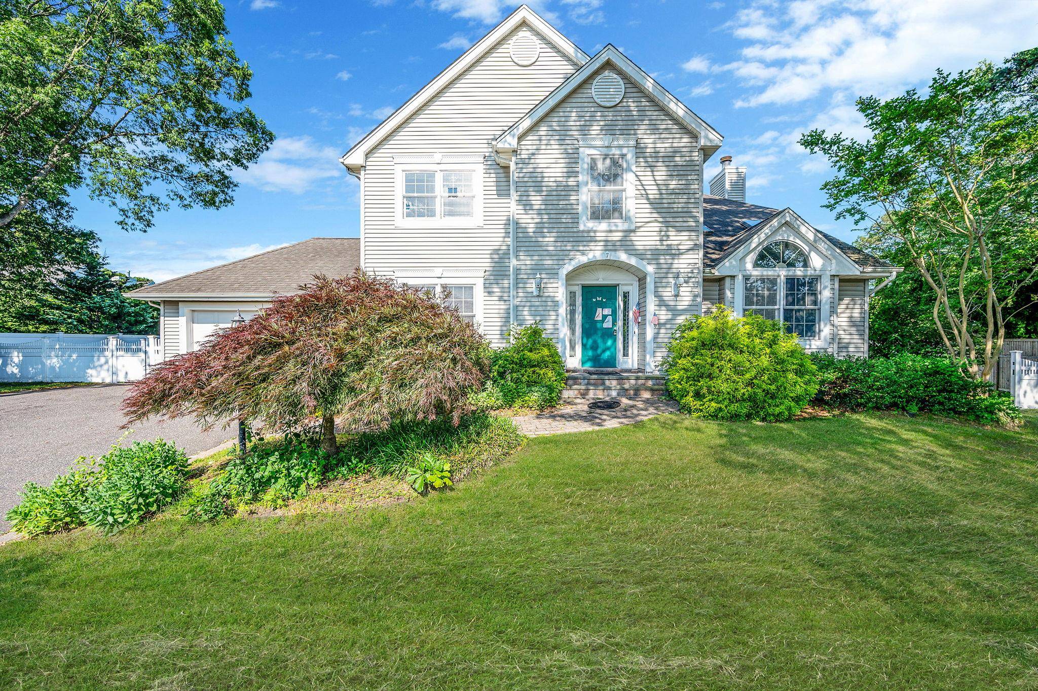 Selden, NY 11784,7 Dexter ST