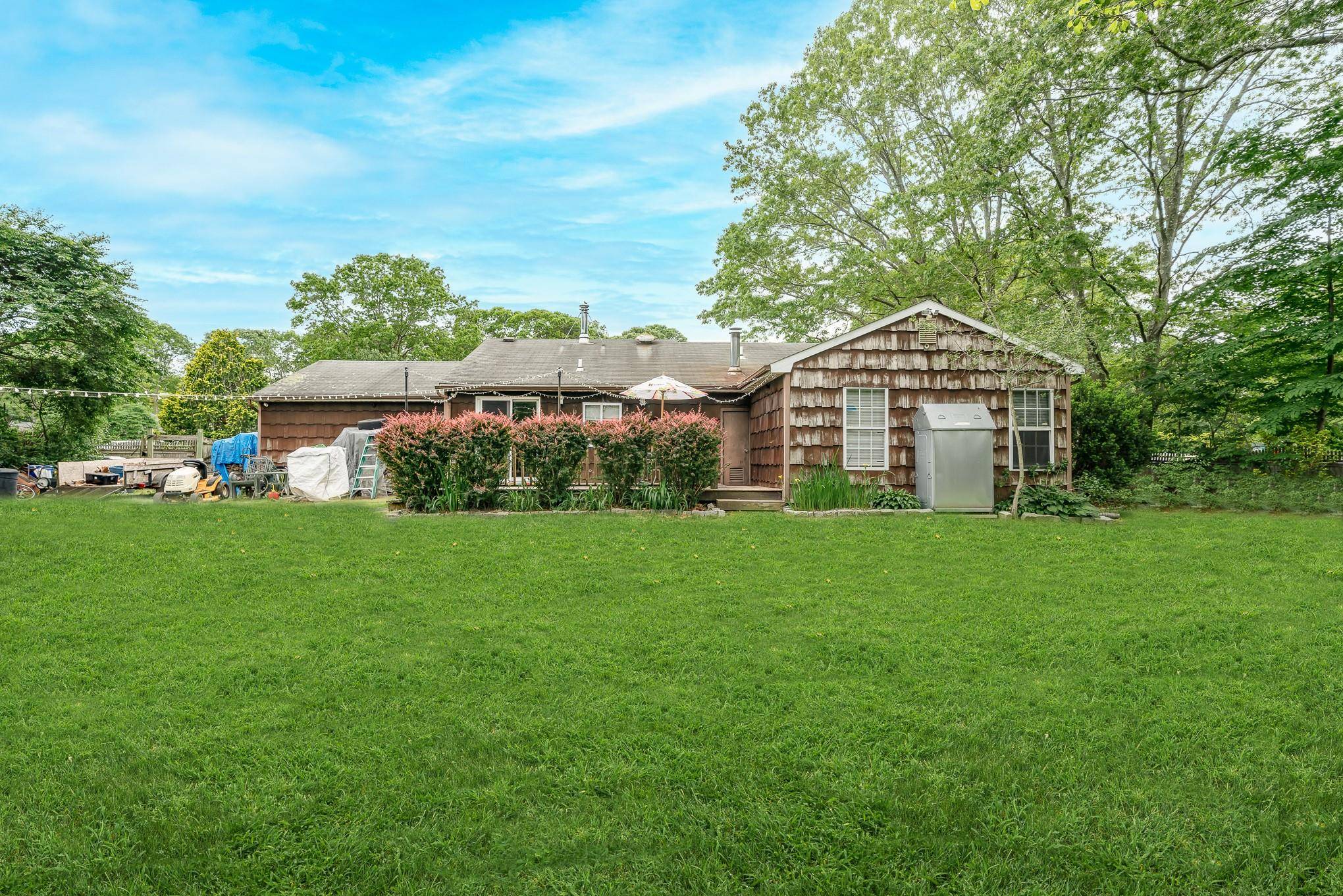 Ridge, NY 11961,7 Cedar Heights DR