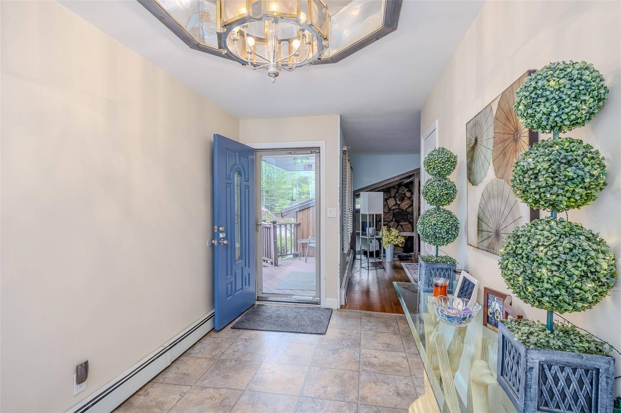 Commack, NY 11725,45 Broadview DR