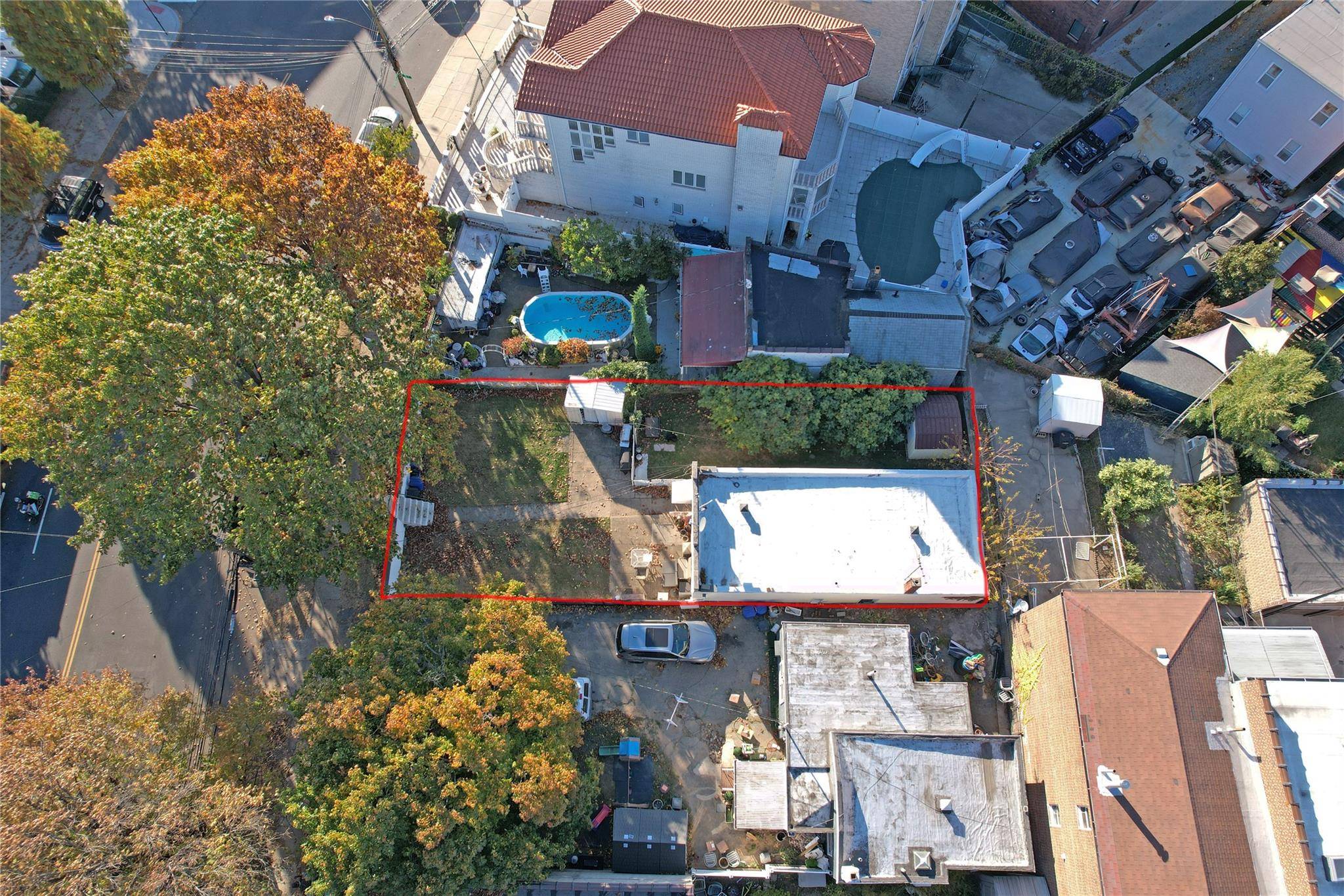 Astoria, NY 11370,70-11 ditmars