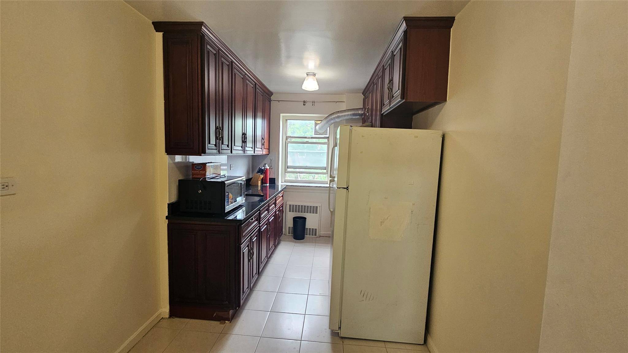 Flushing, NY 11355,44-59 Kissena BLVD #6N