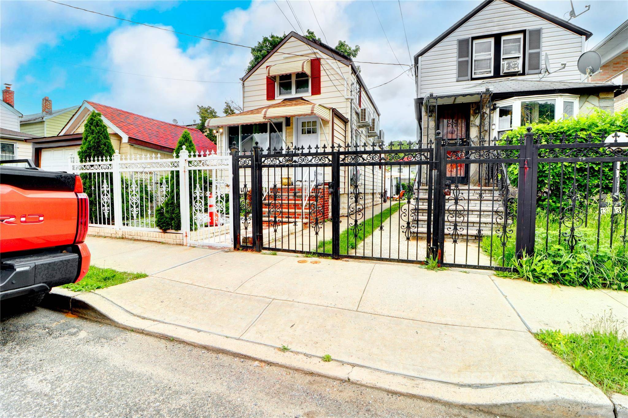 Jamaica South, NY 11436,13011 147th ST