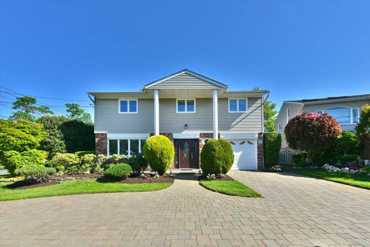 Bellmore, NY 11710,2783 Rita CT