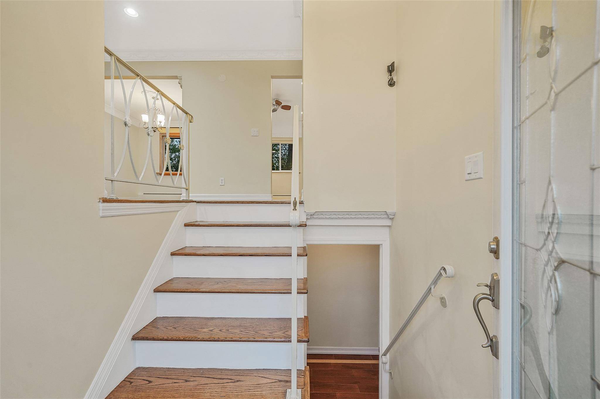 Levittown, NY 11756,4 Mason CT
