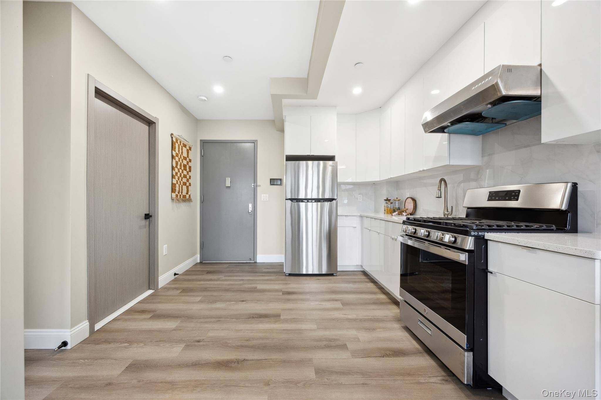 Fresh Meadows, NY 11365,163-07 72nd Ave #2G